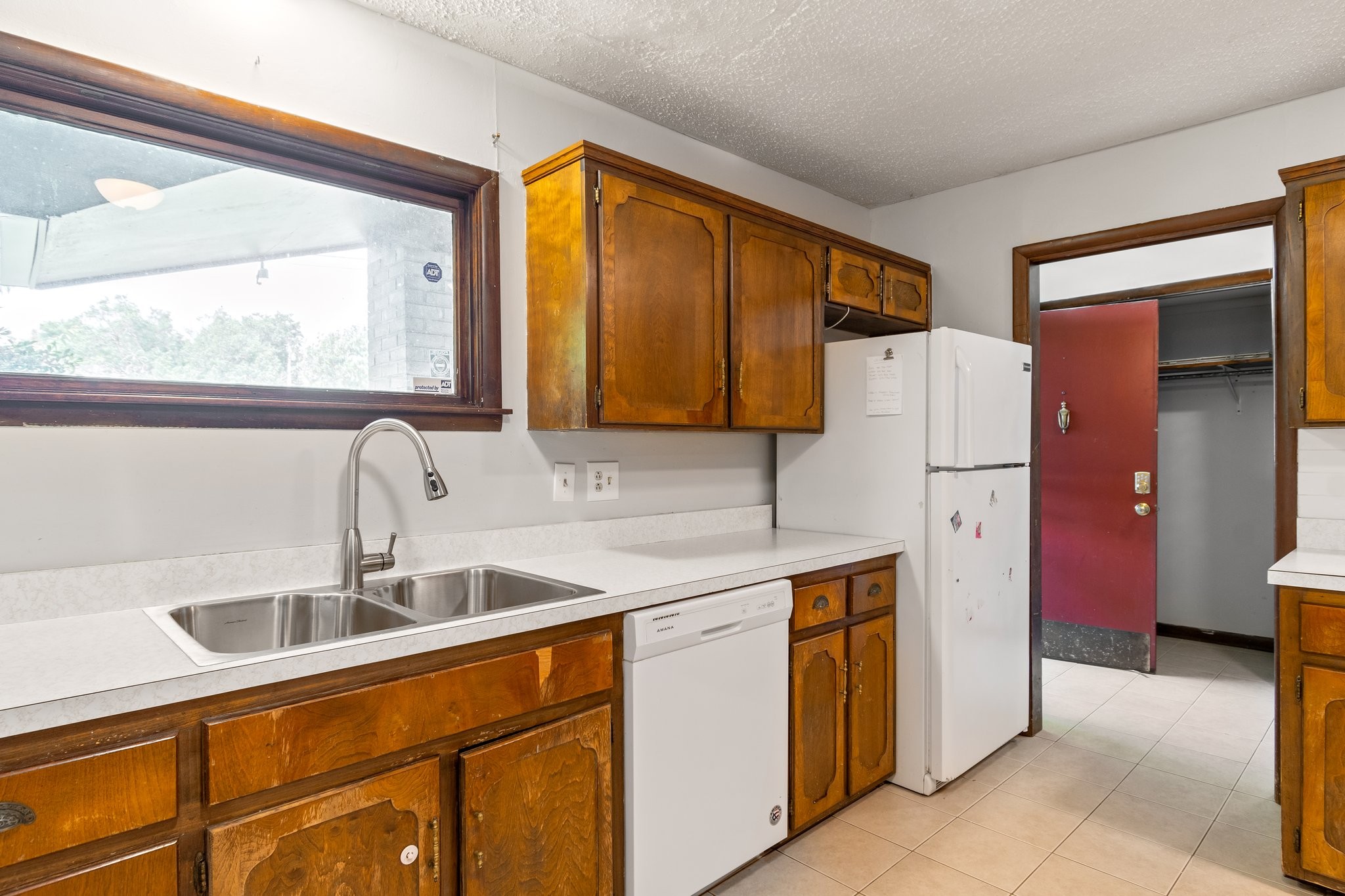515 Freda Villa
