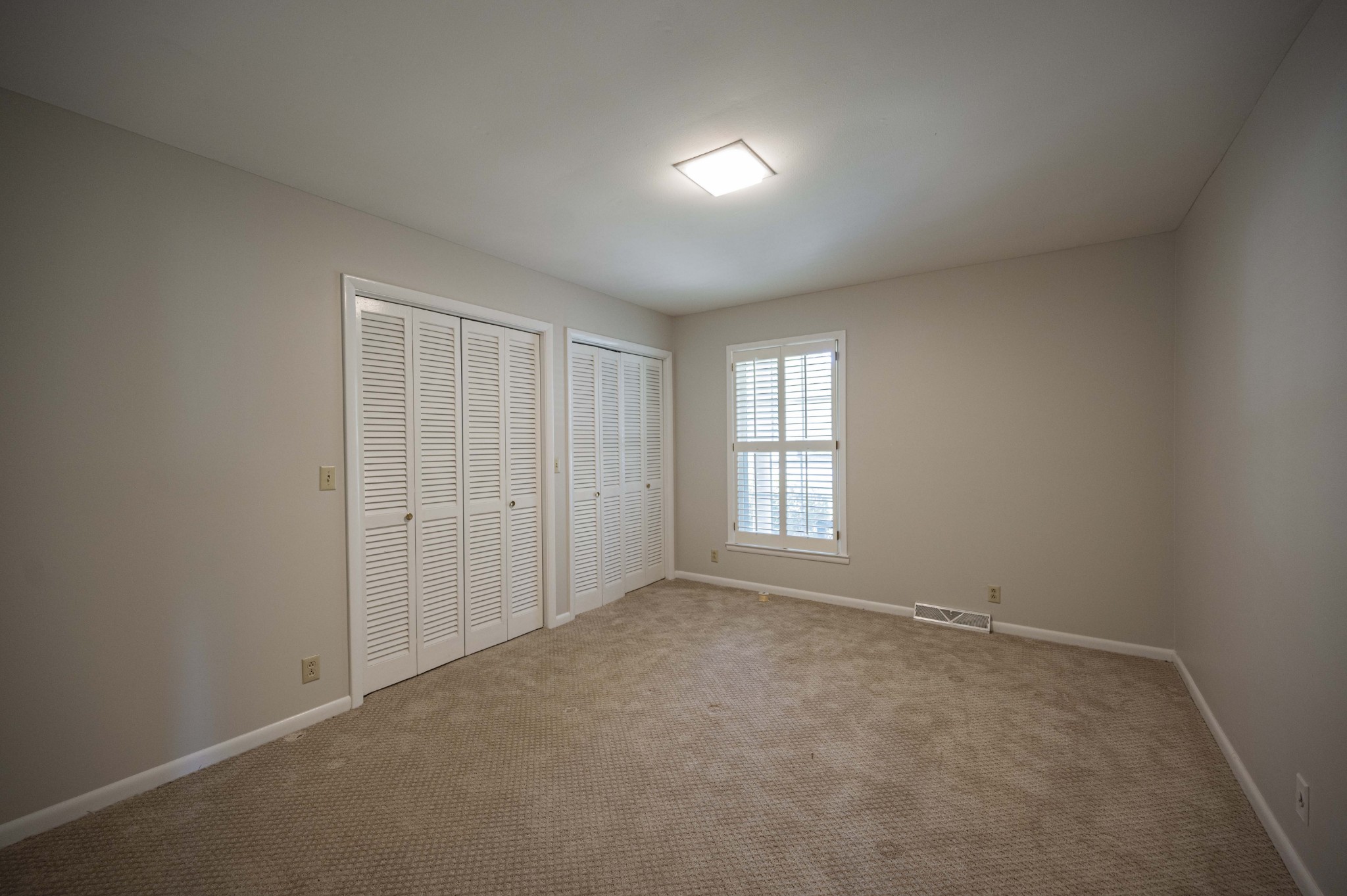 307 Grandview Dr
