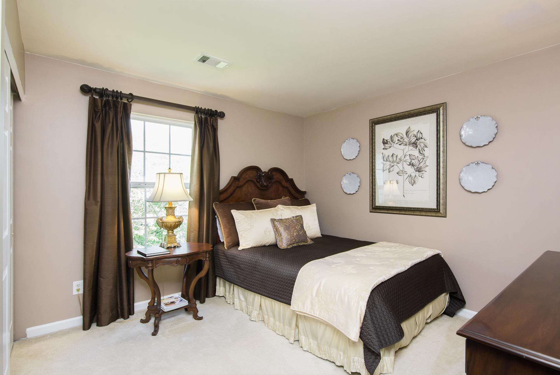 523 Antebellum Ct
