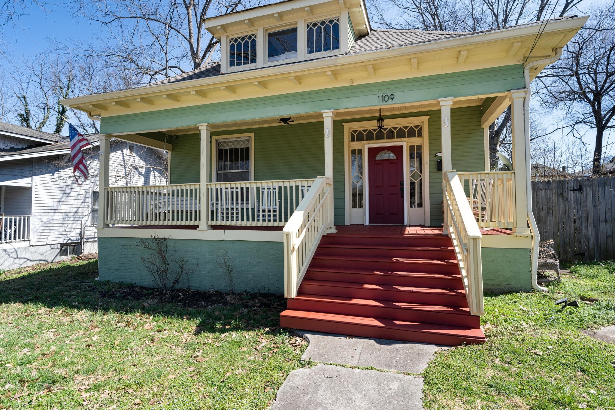 1109 Pennock Ave