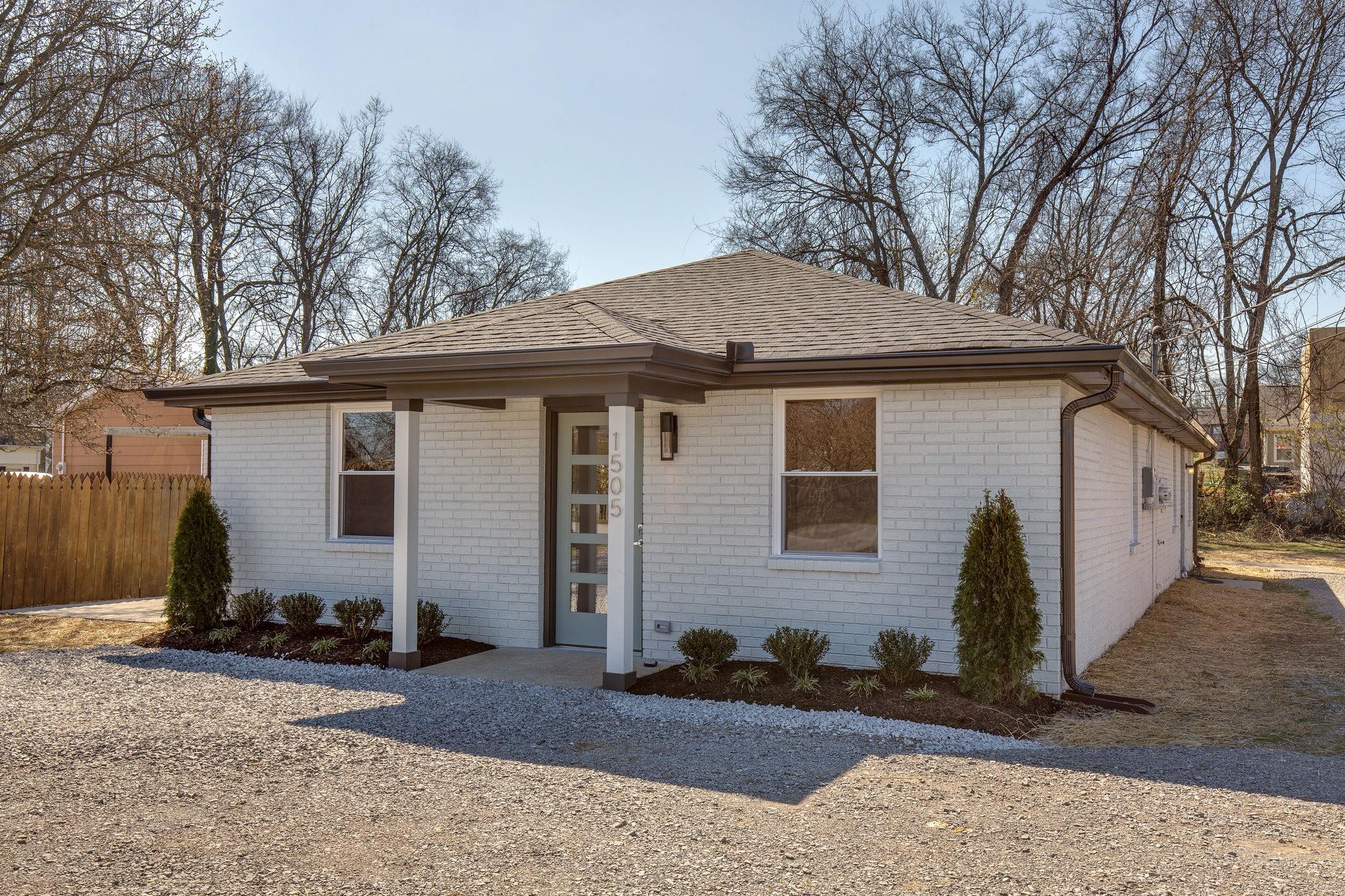 1505 Andy St
