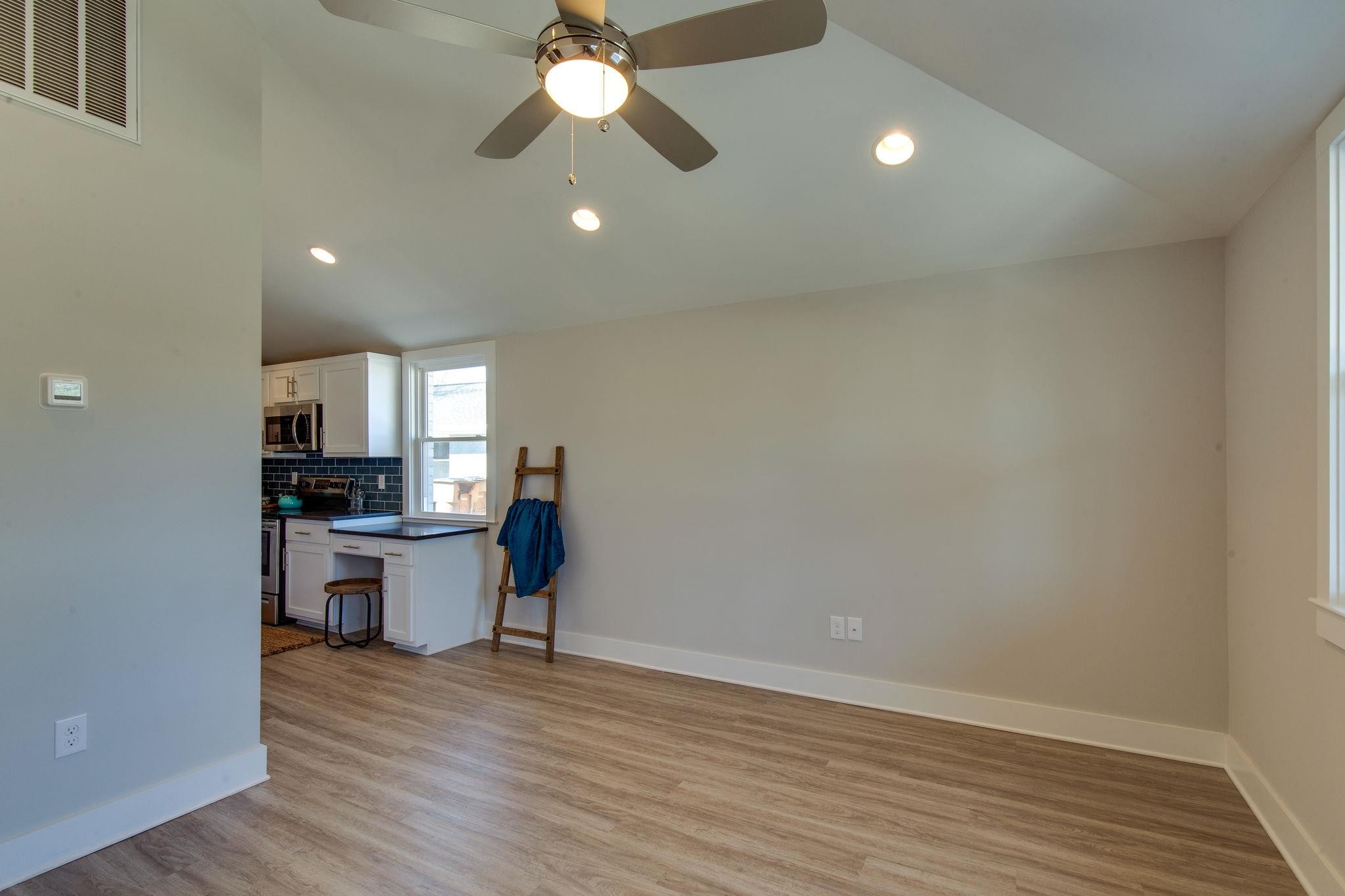 1505 Andy St