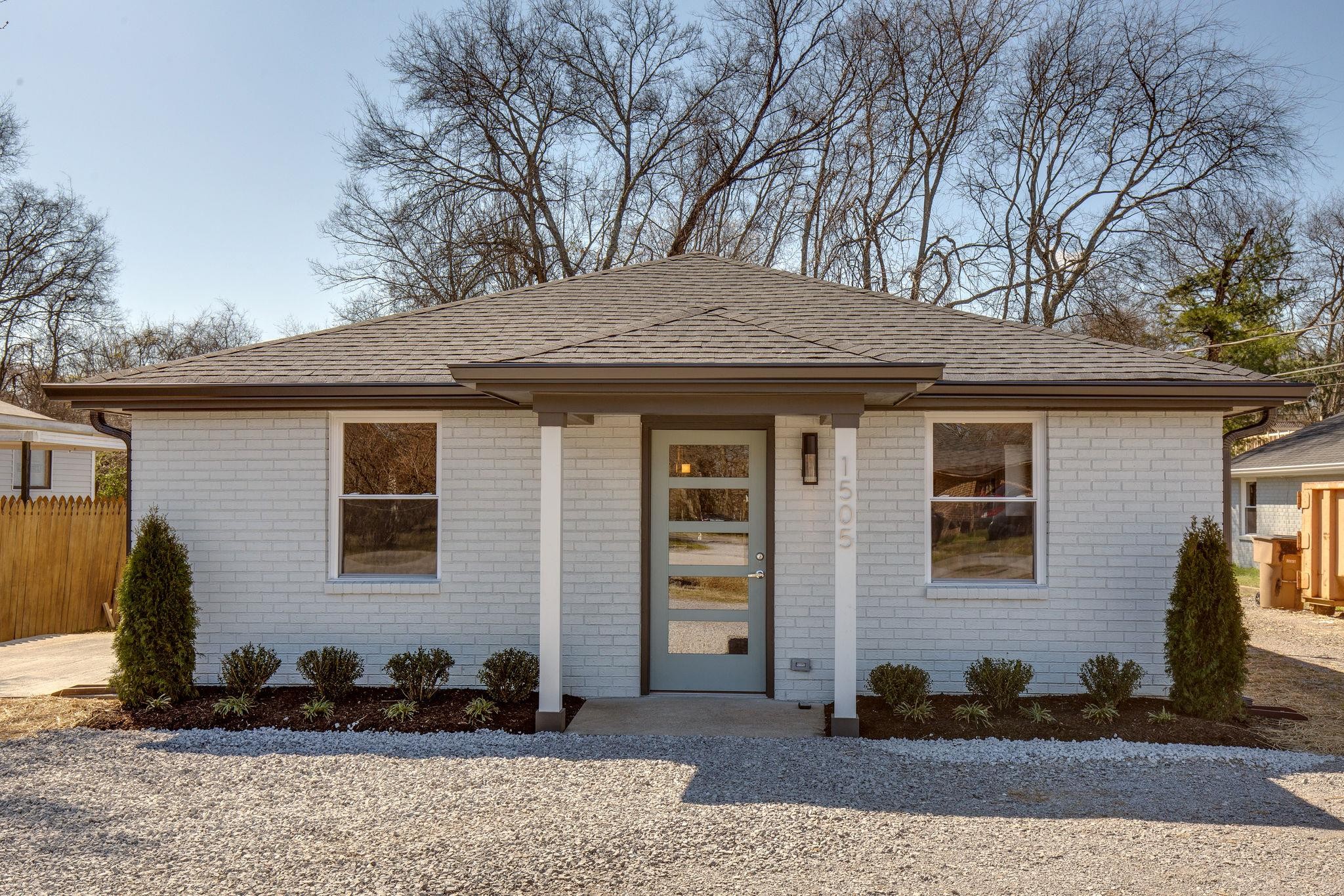 1505 Andy St