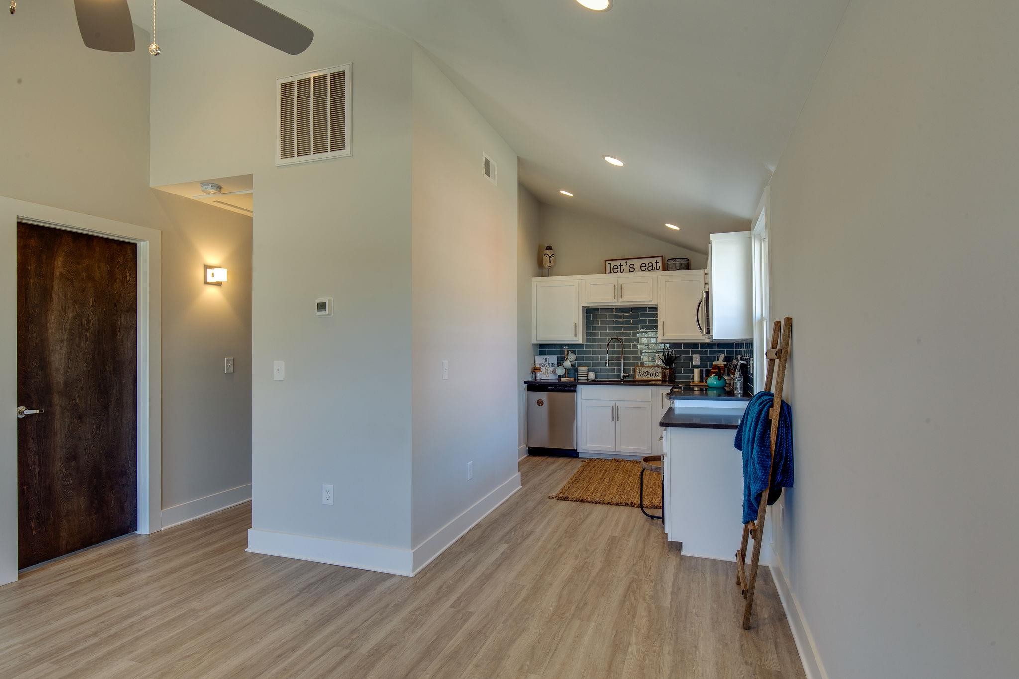 1505 Andy St