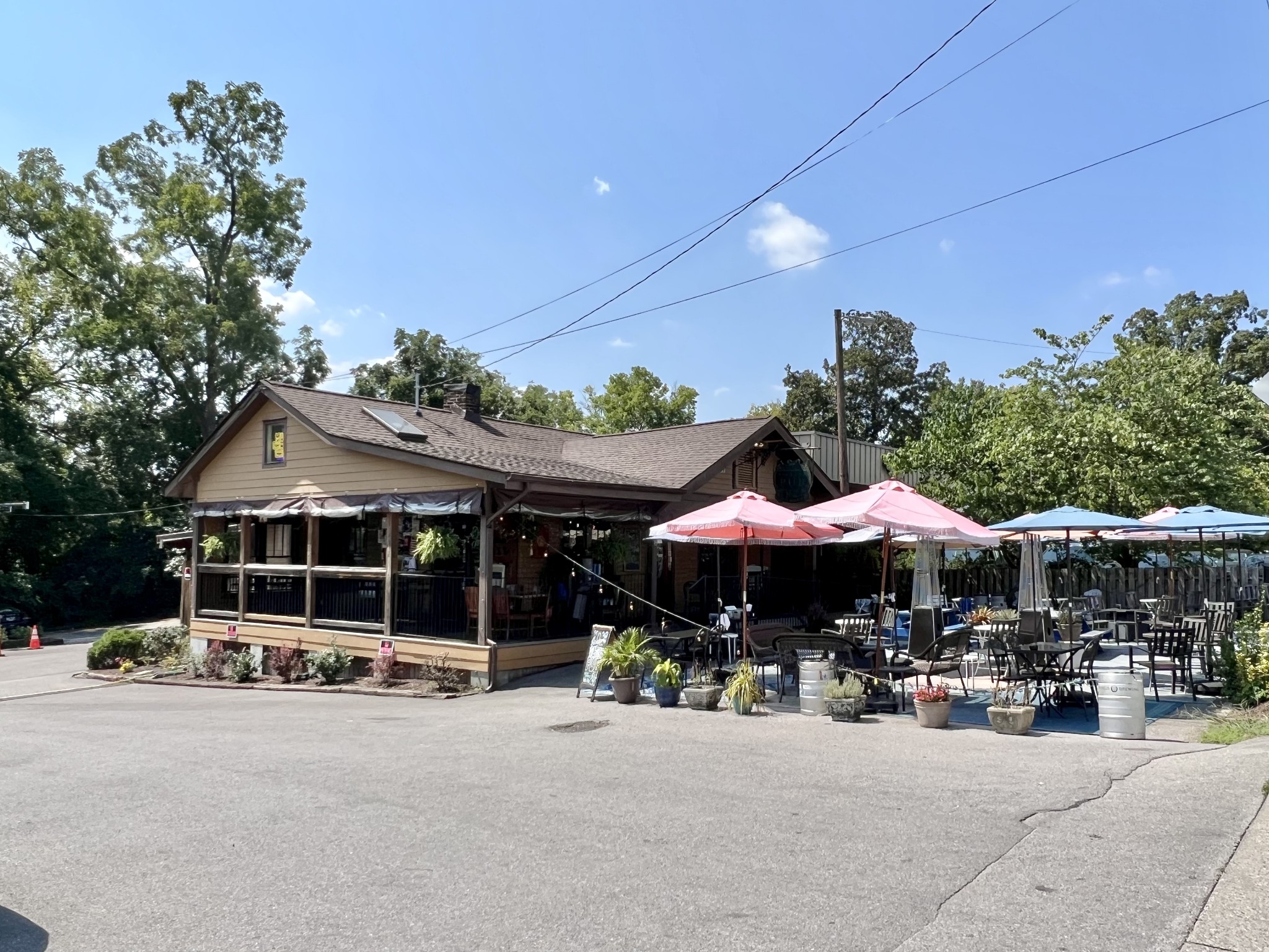 1505 Andy St