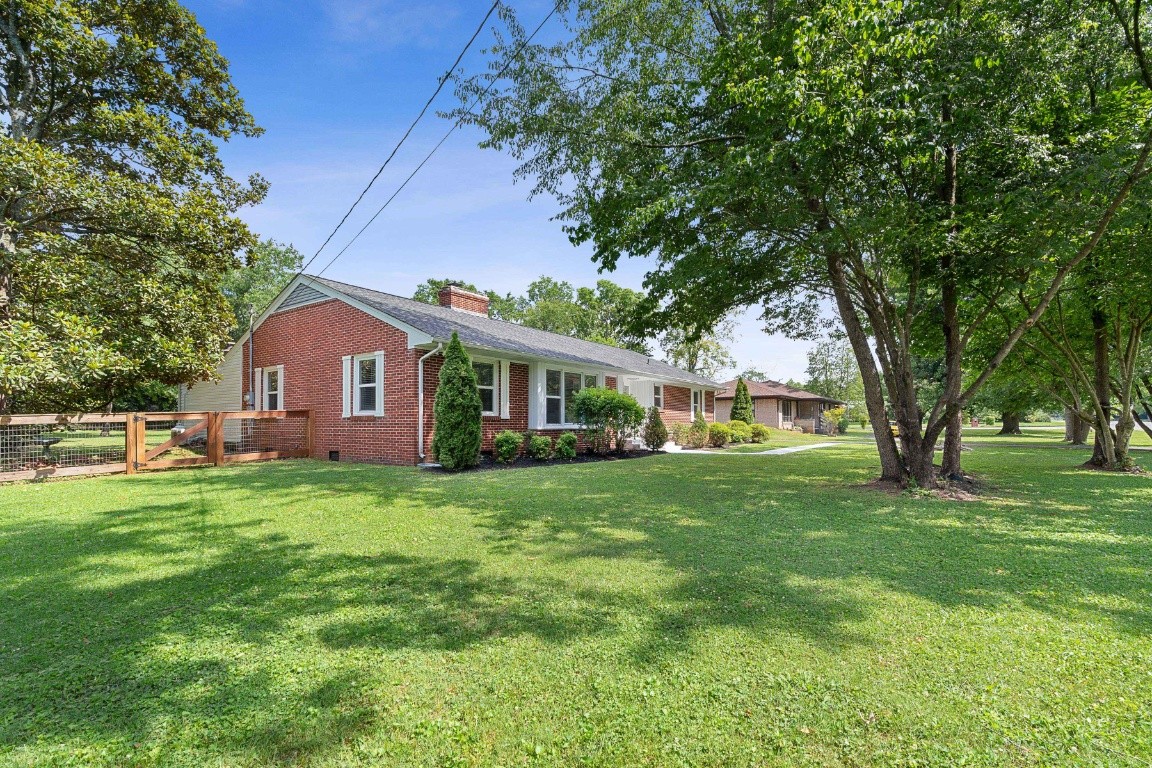 419 Minerva Dr