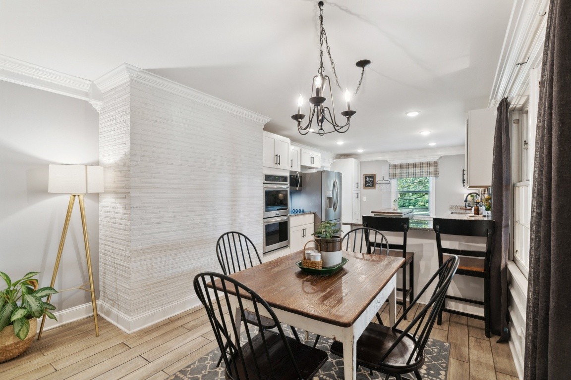 419 Minerva Dr