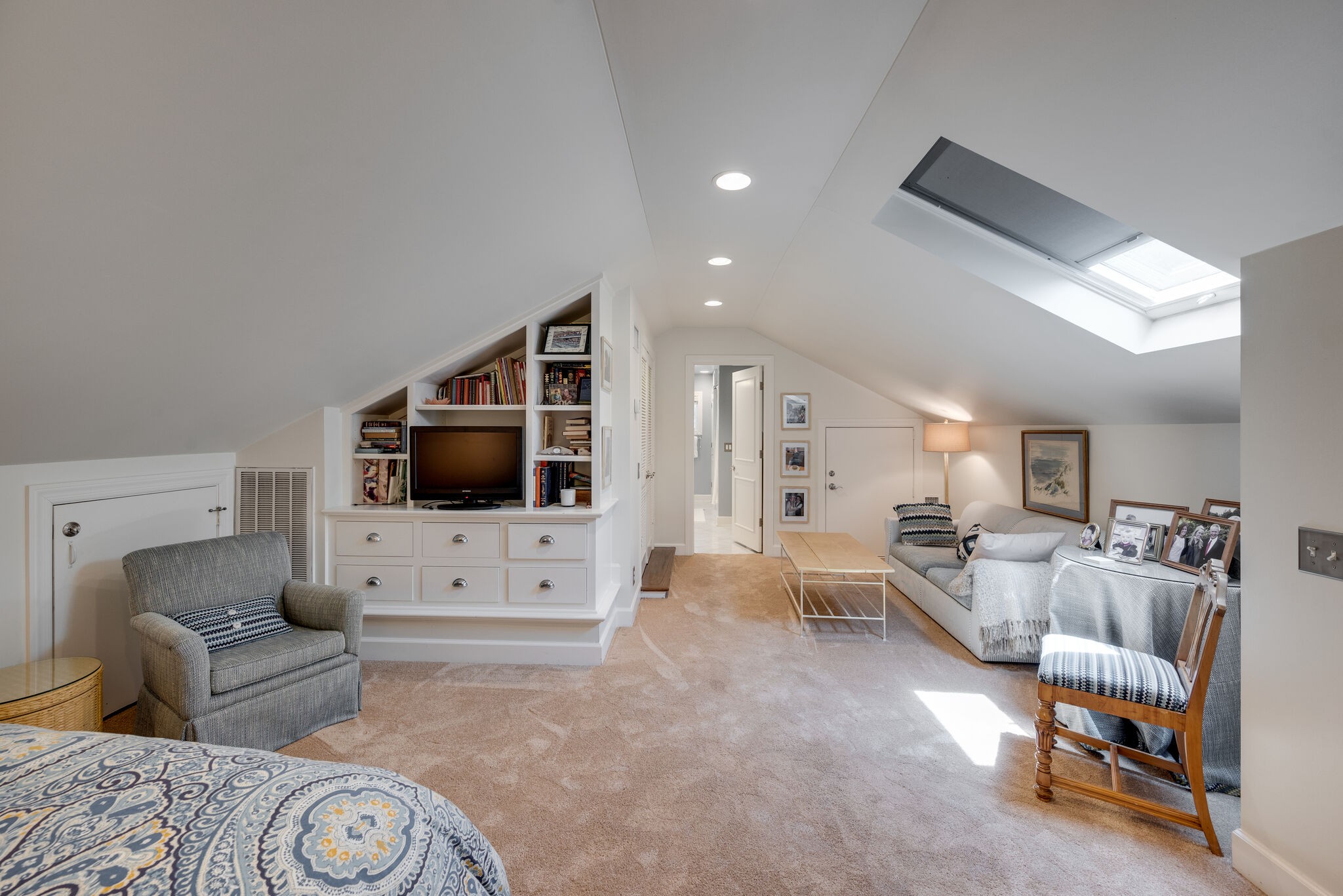424 Lynnwood Blvd