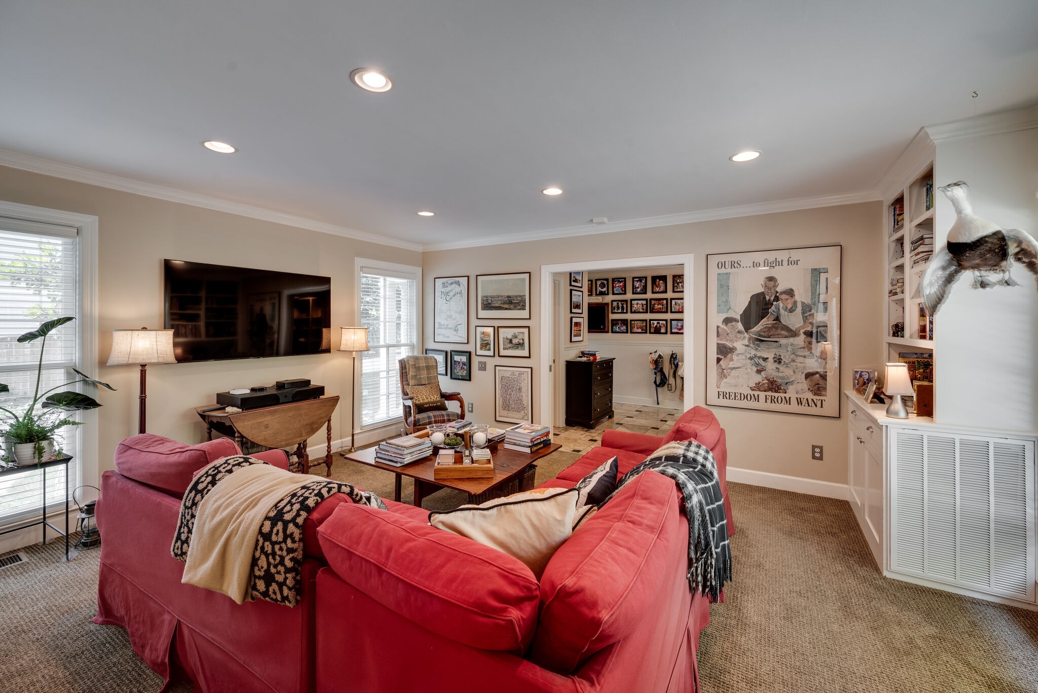 424 Lynnwood Blvd