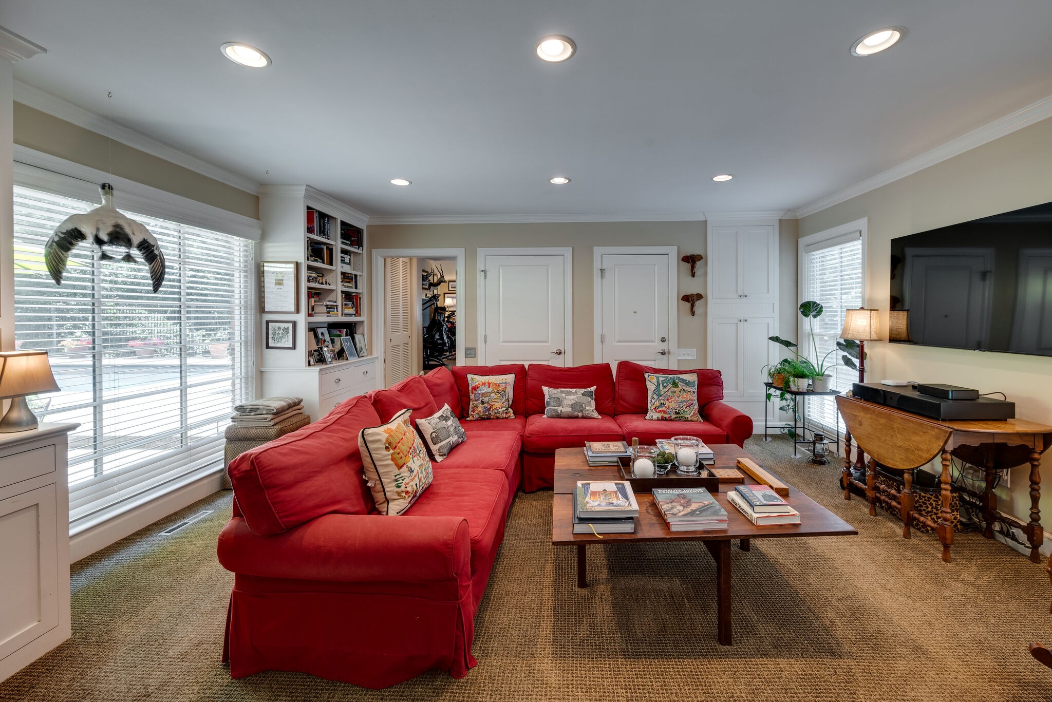 424 Lynnwood Blvd