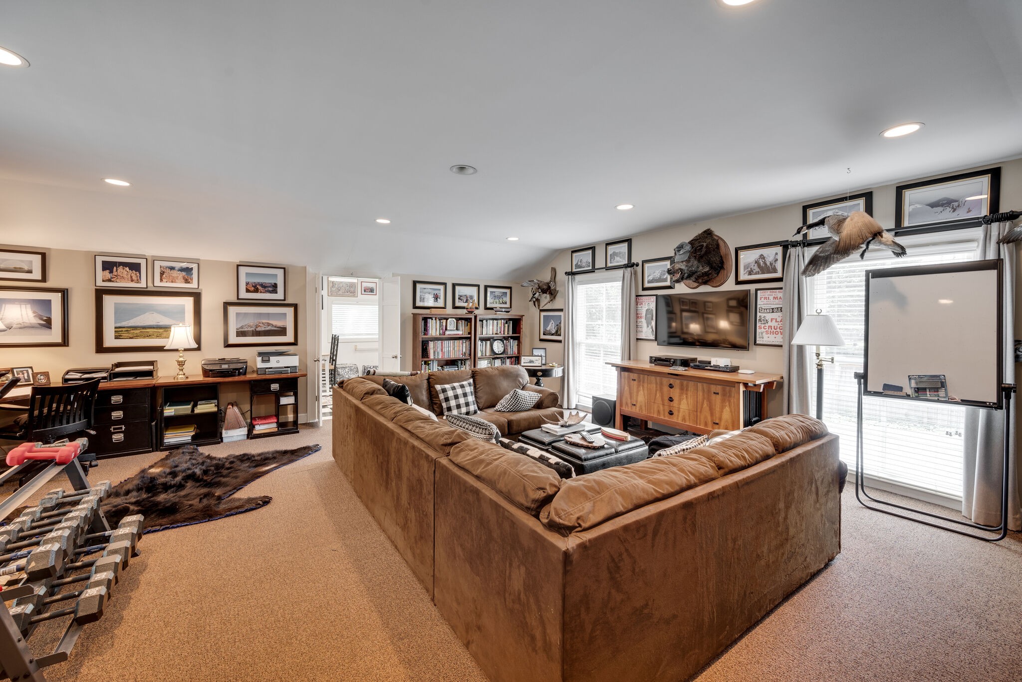 424 Lynnwood Blvd
