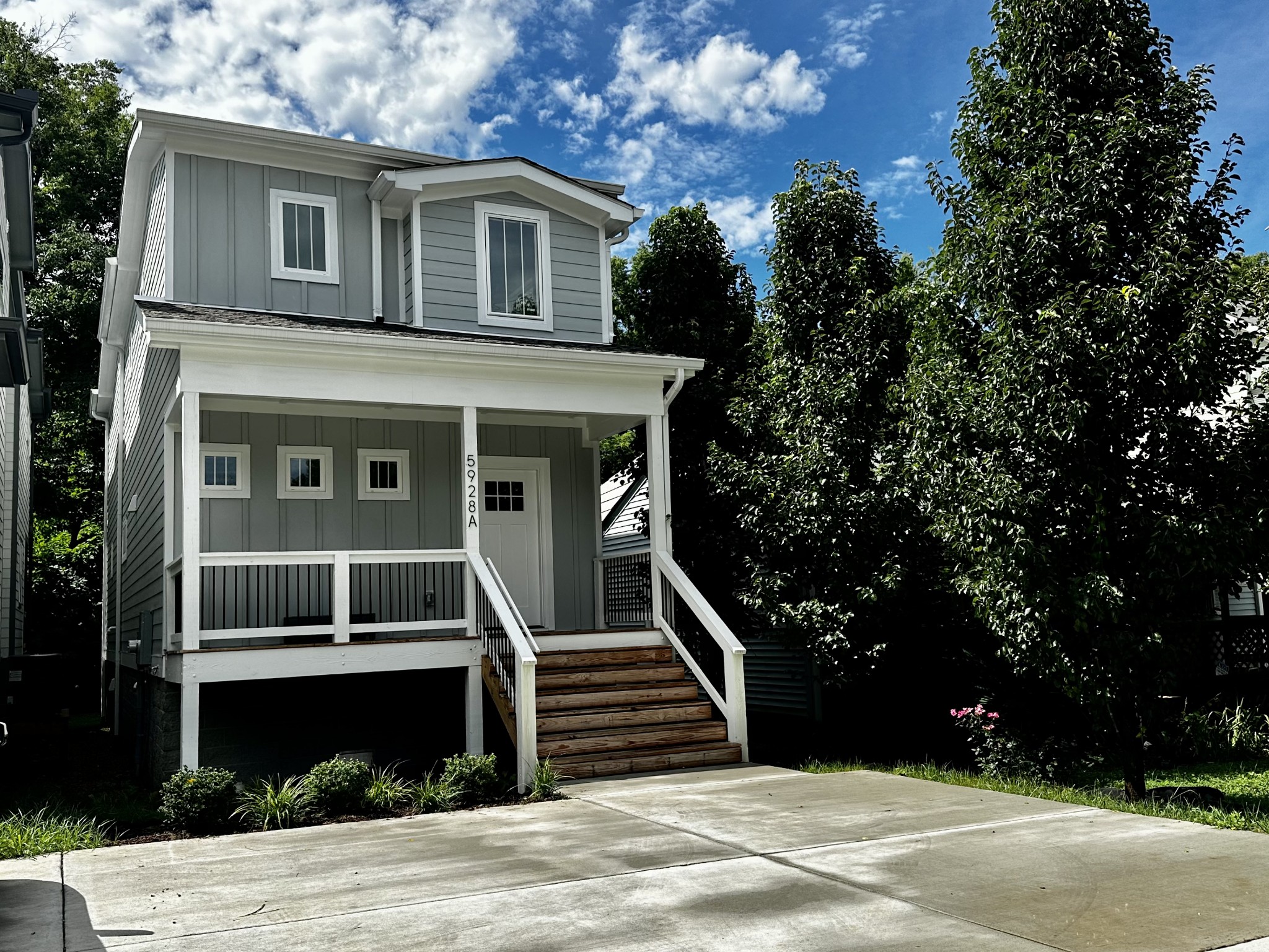 5928A Carl Pl