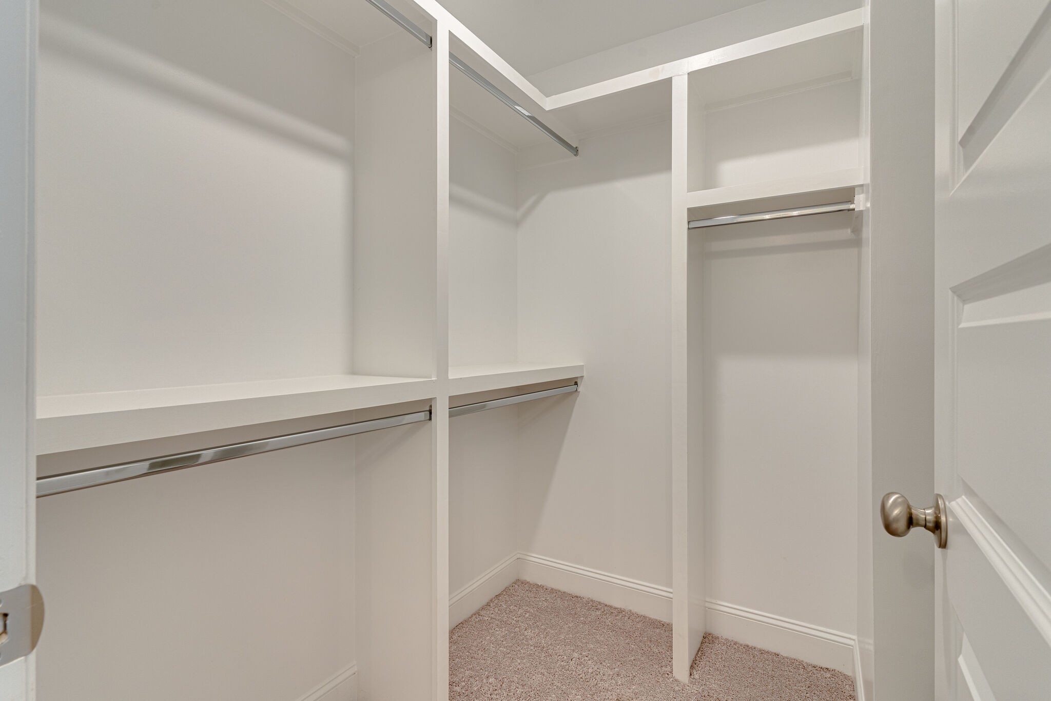 5928A Carl Pl