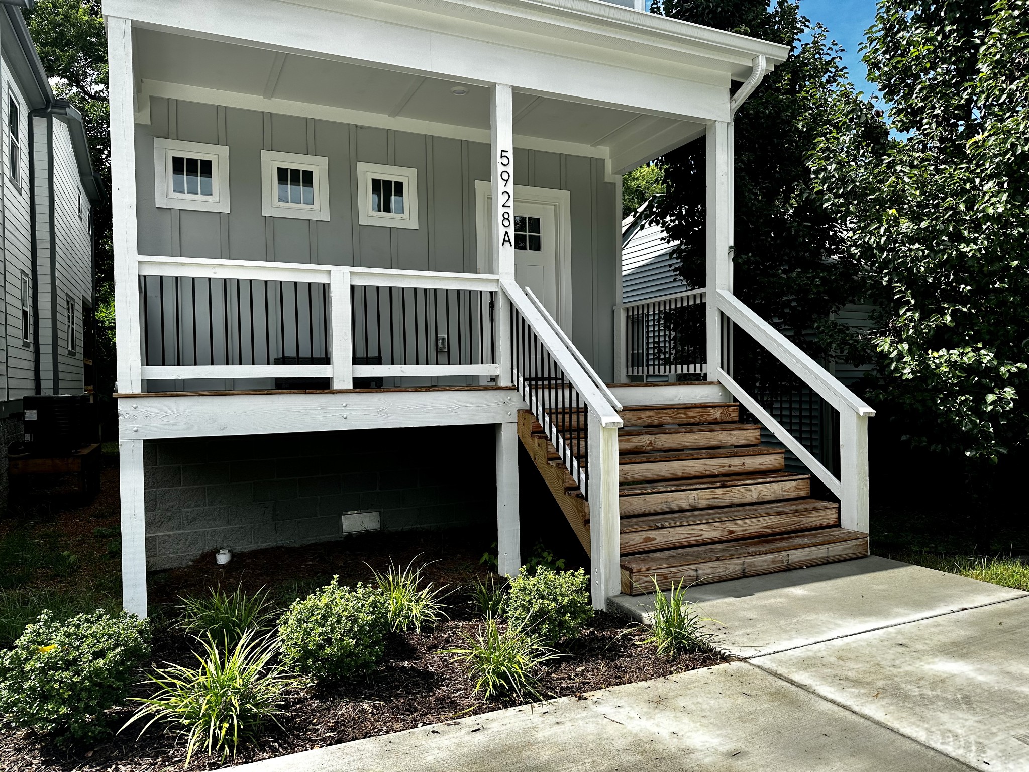 5928A Carl Pl
