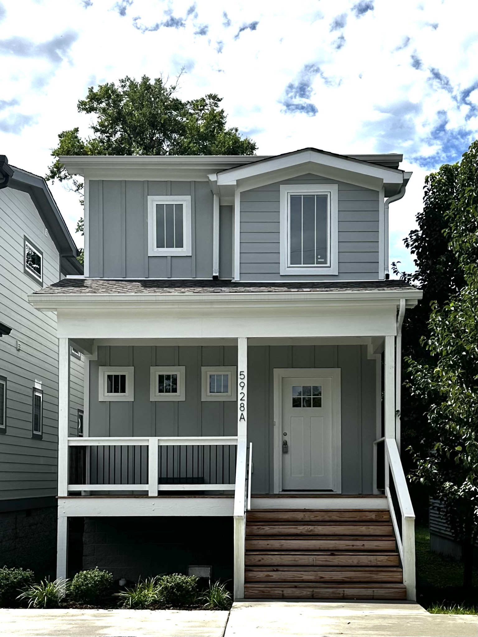 5928A Carl Pl