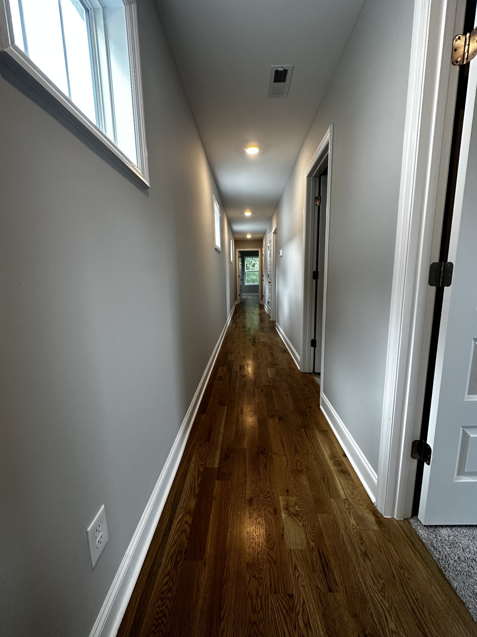 5928A Carl Pl