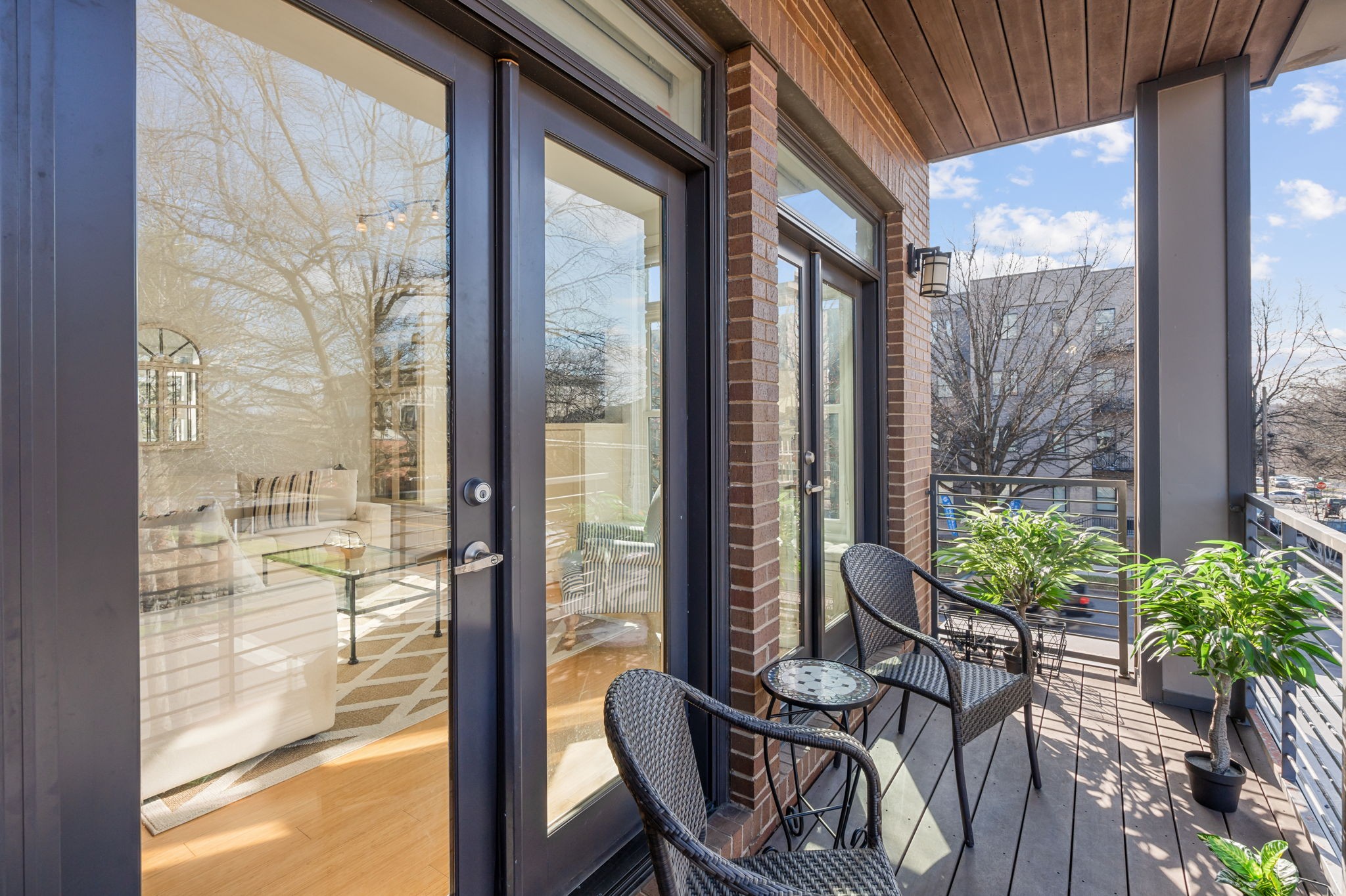 1706 18th Ave, S Unit: 207