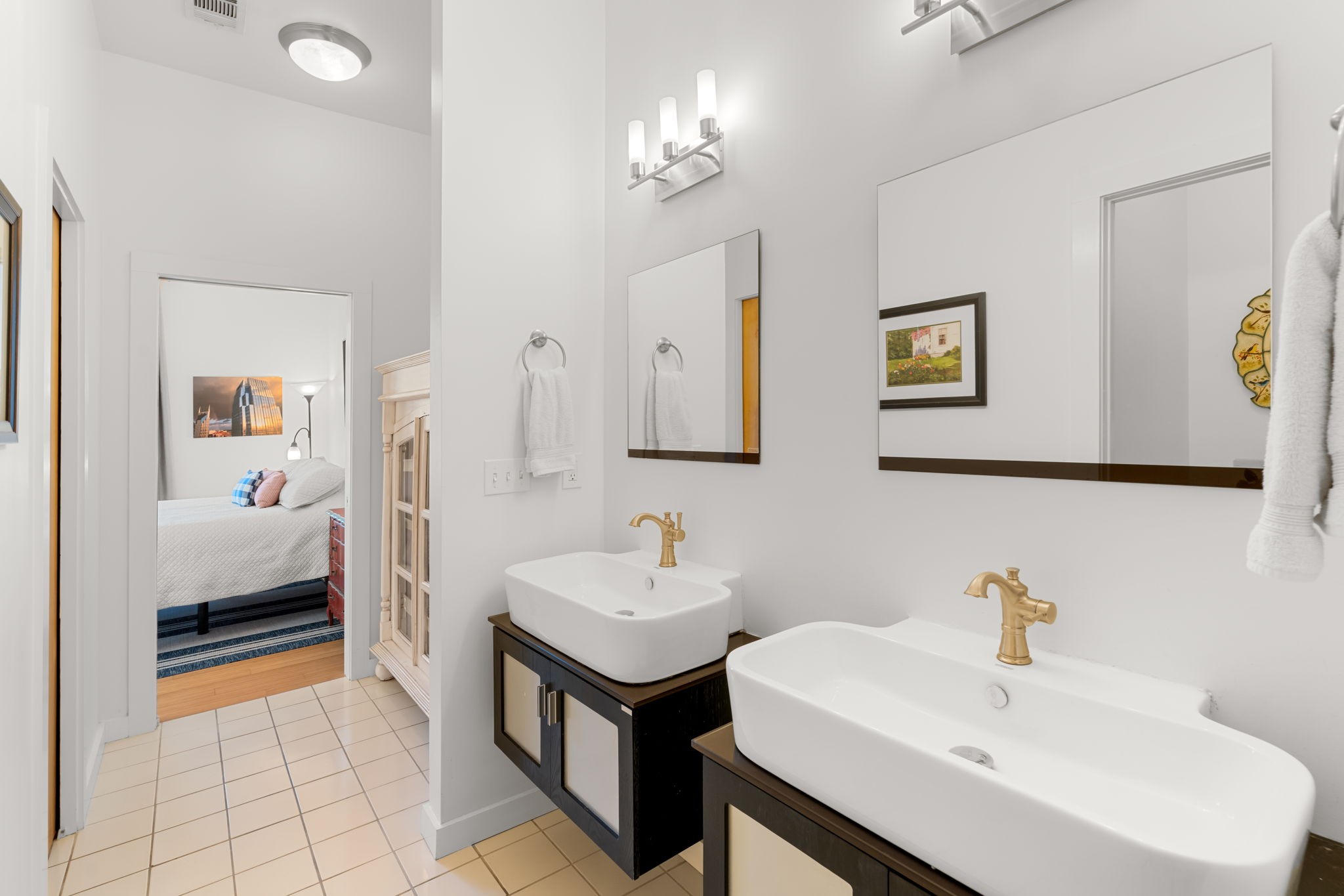1706 18th Ave, S Unit: 207