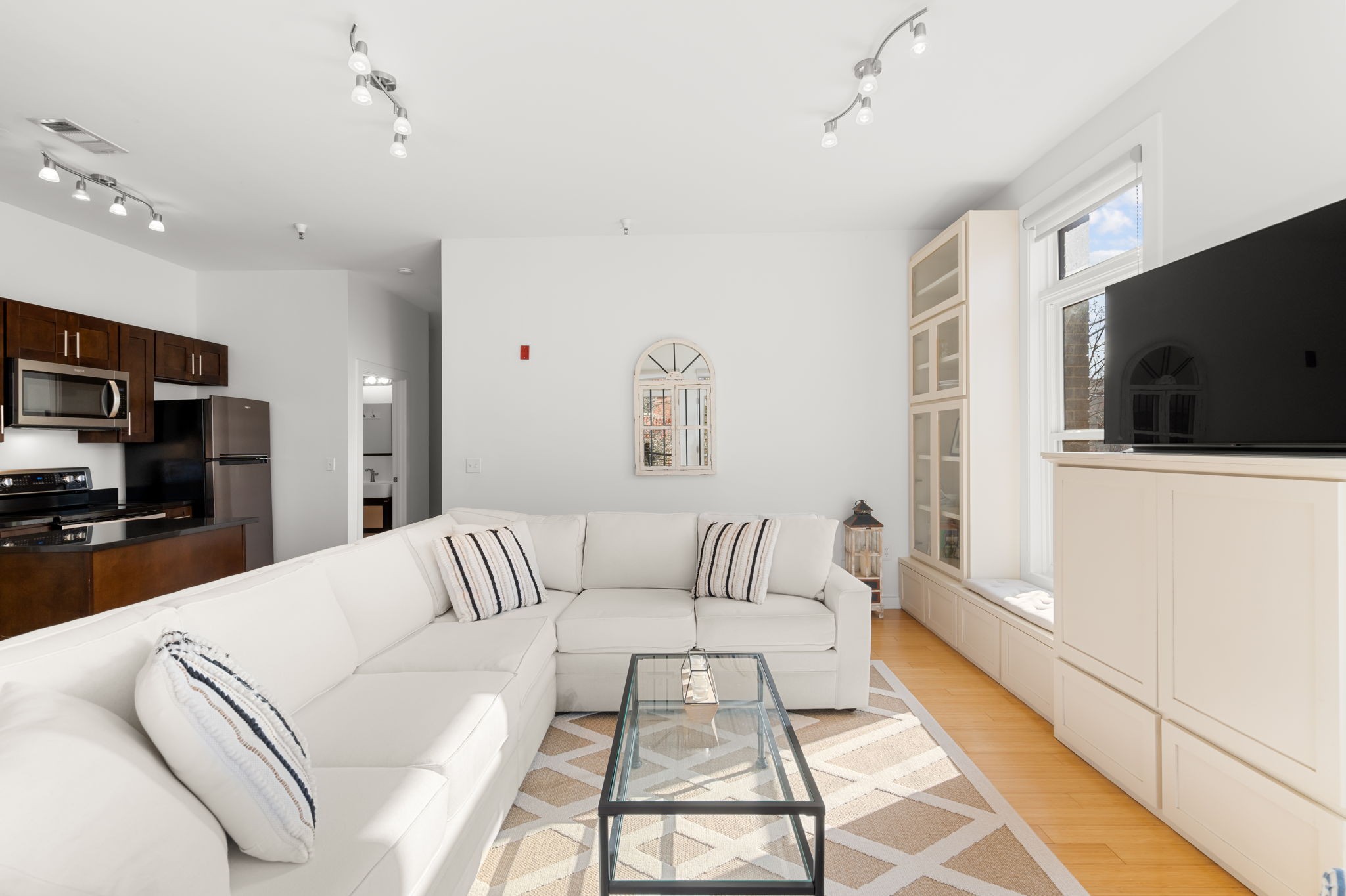 1706 18th Ave, S Unit: 207