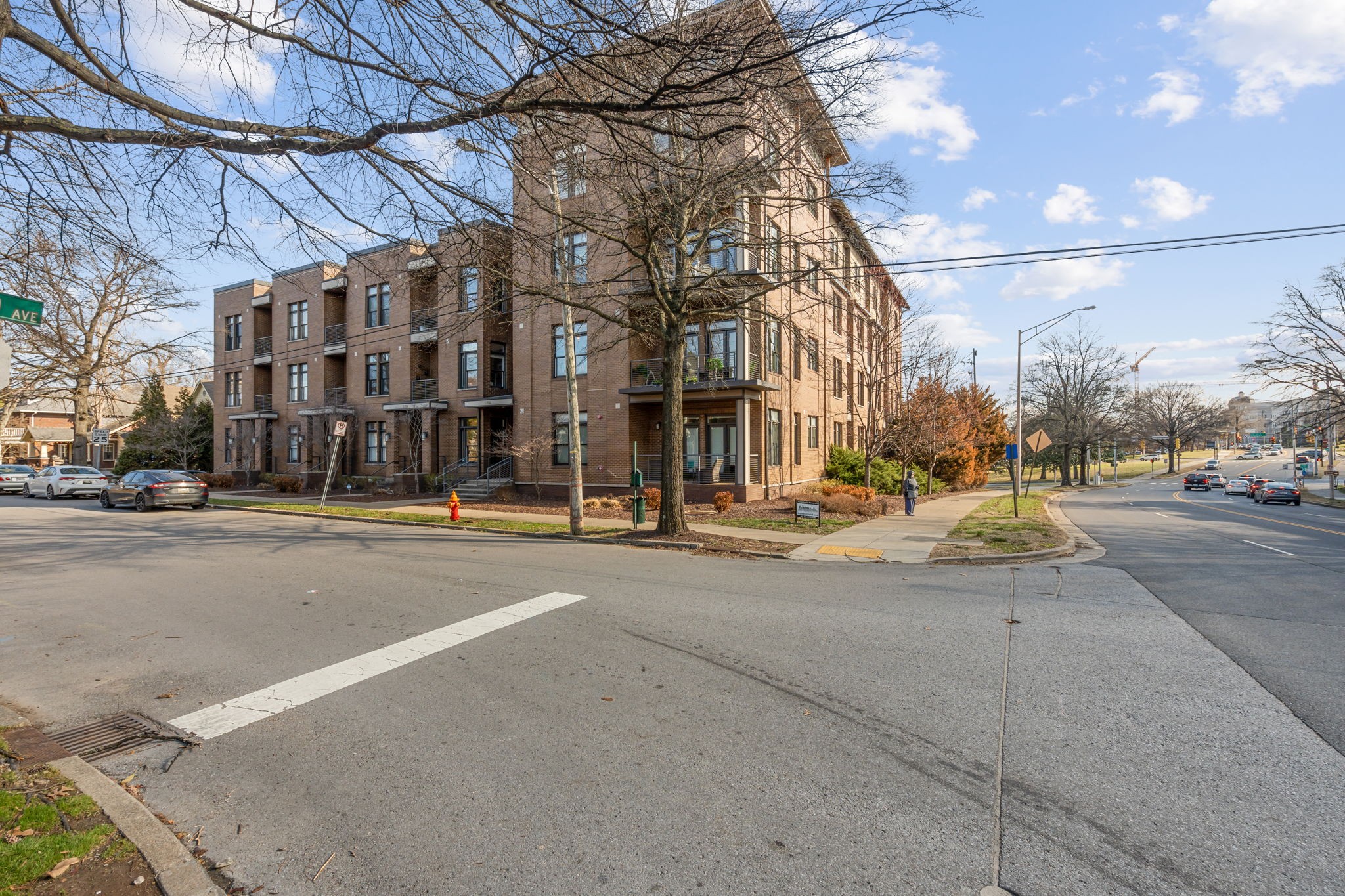 1706 18th Ave, S Unit: 207