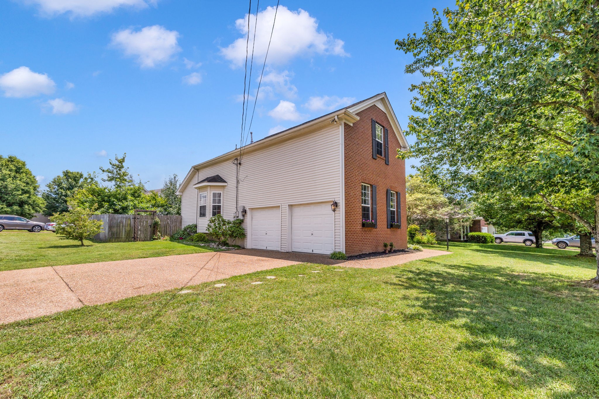 1544 Stone Hill Rd