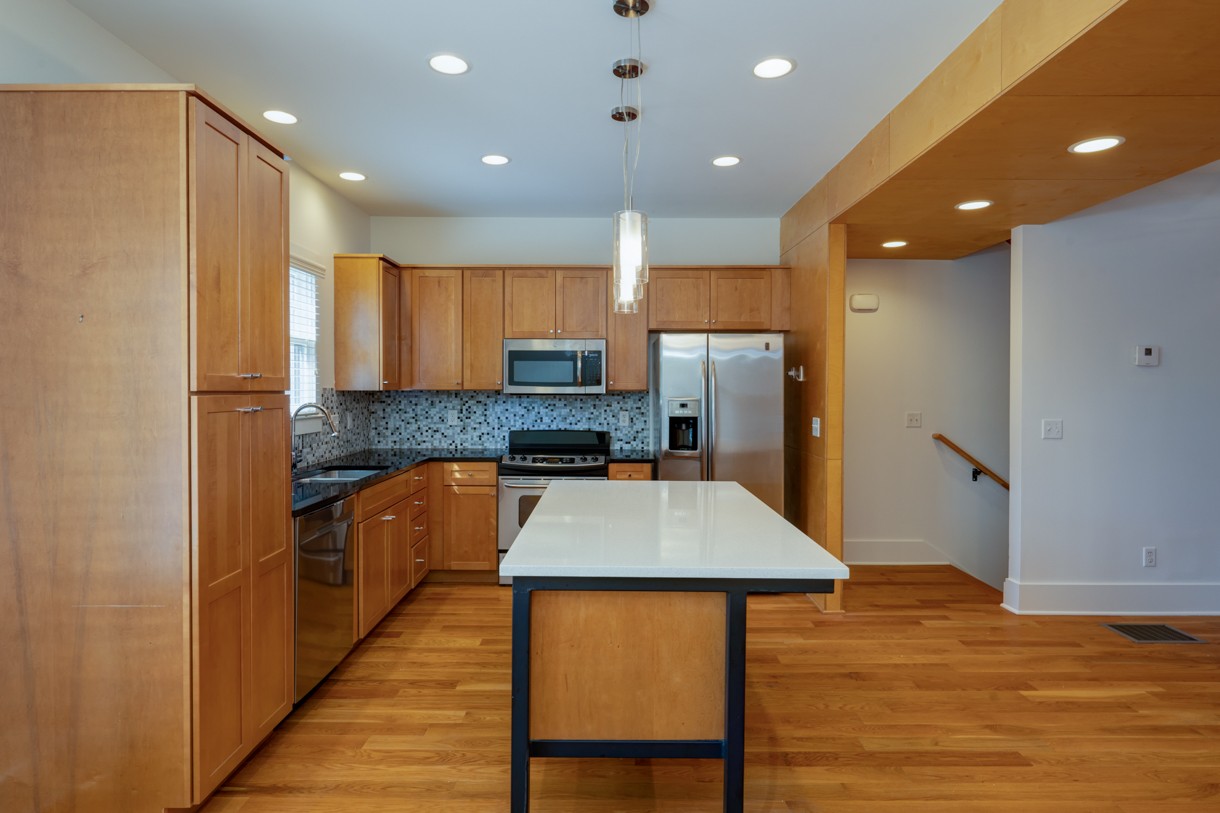 3186 Parthenon Ave Unit: C