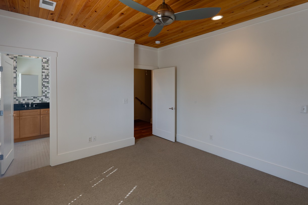 3186 Parthenon Ave Unit: C