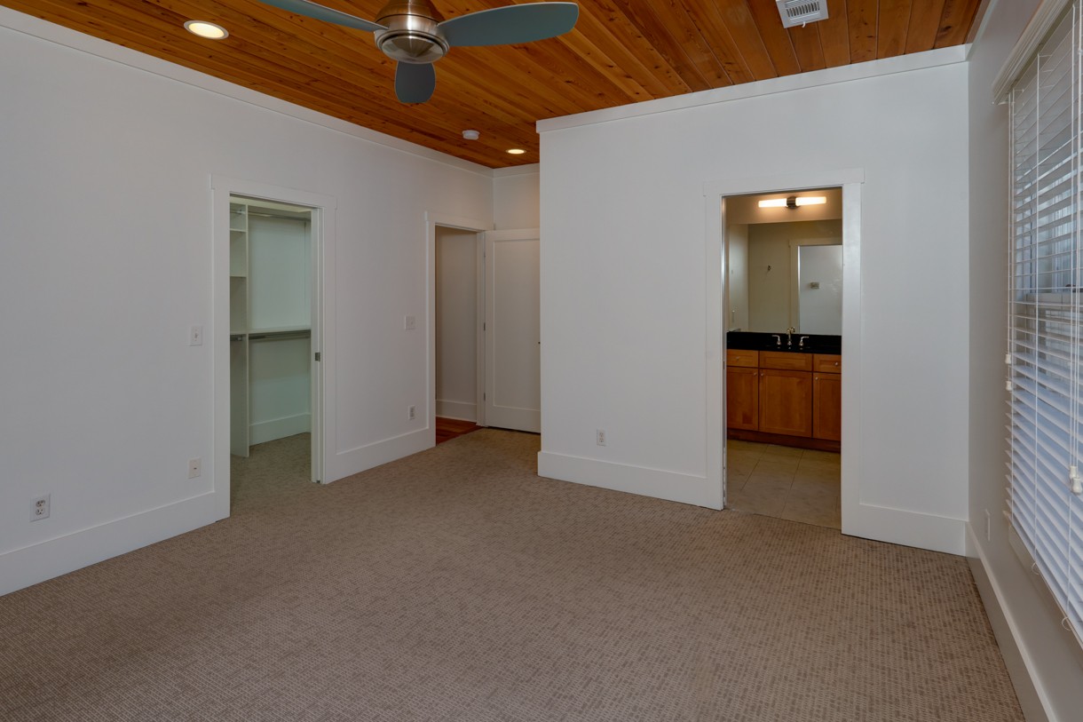 3186 Parthenon Ave Unit: C