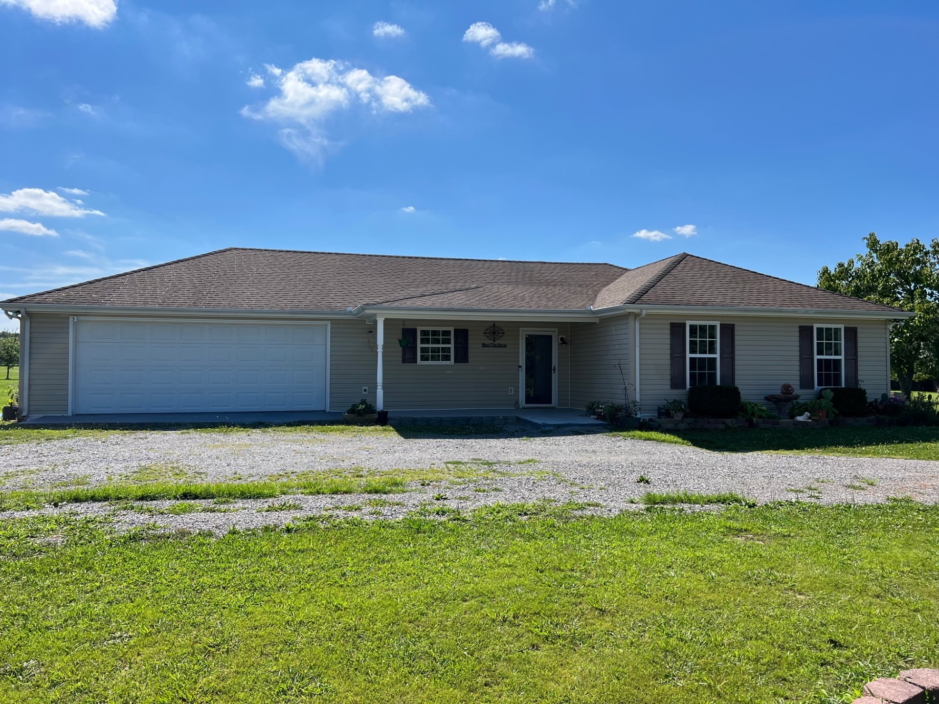 2189 Eugene Reed Road