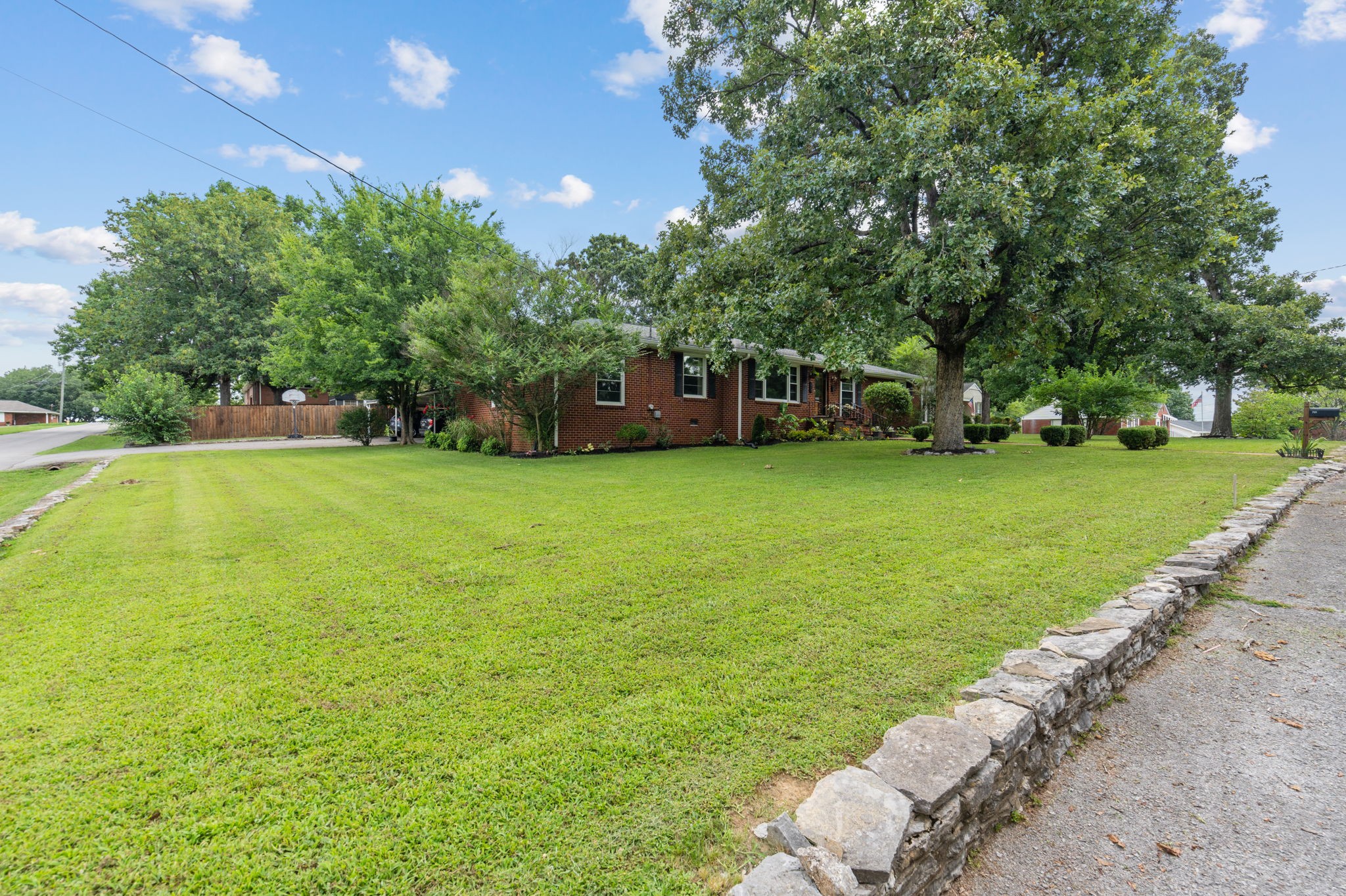 715 Woodland Drive