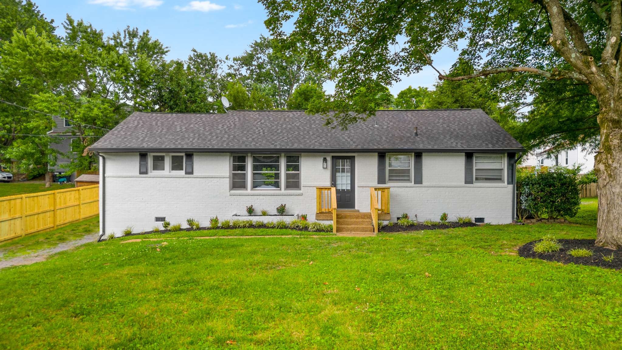2701 Mailan Dr