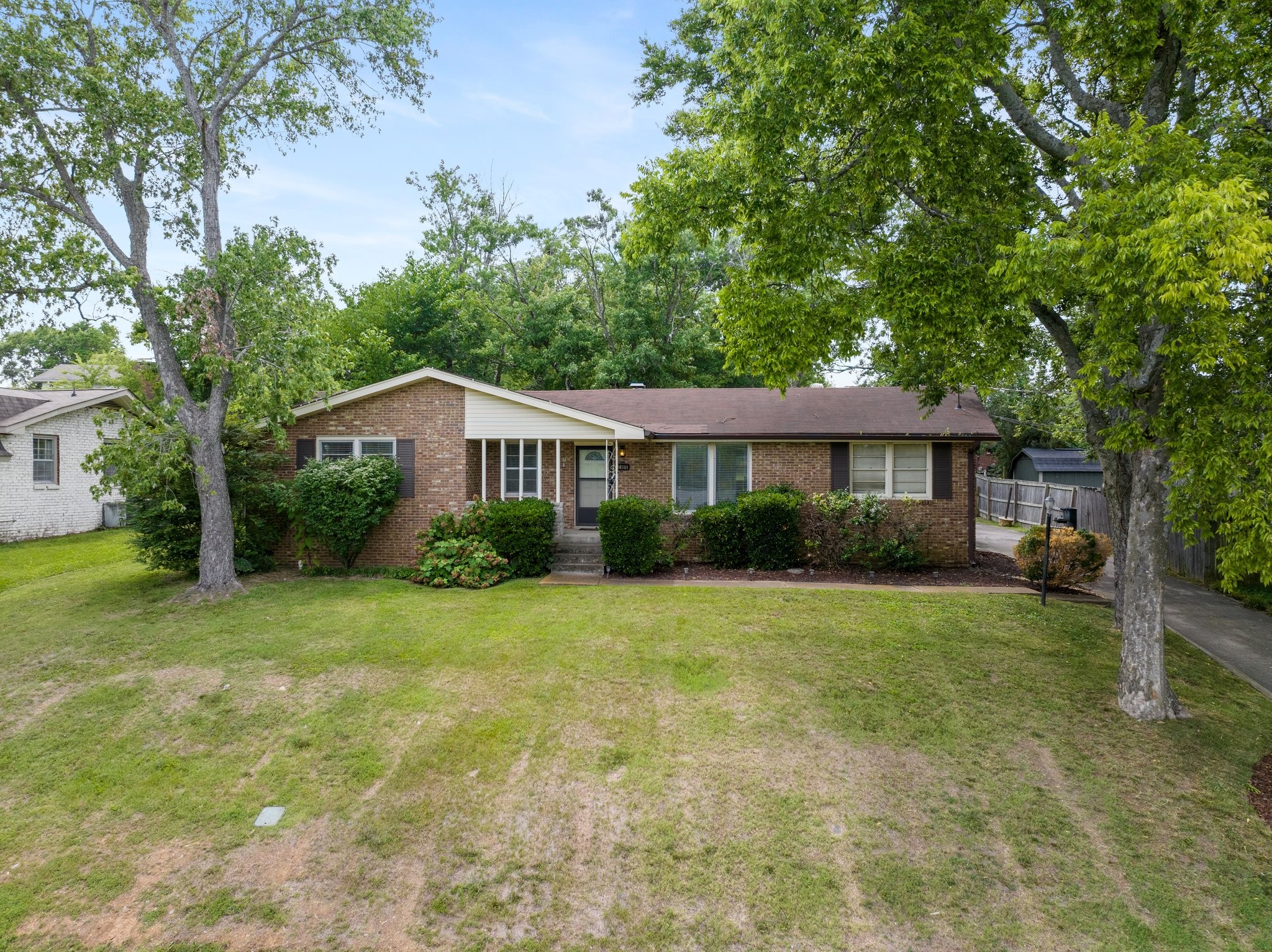 2805 Galesburg Dr