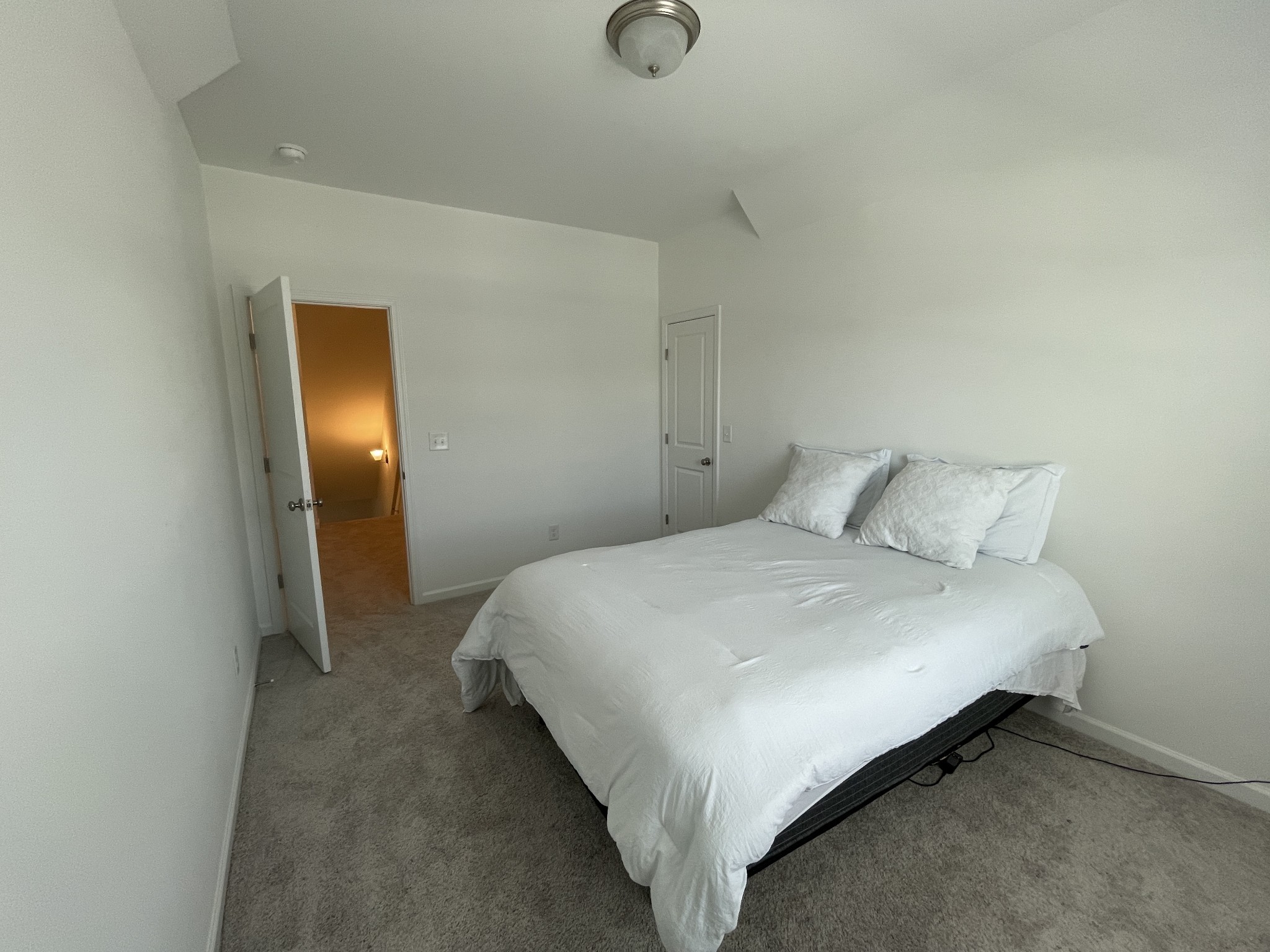 120 Townsend Ave Unit: 6