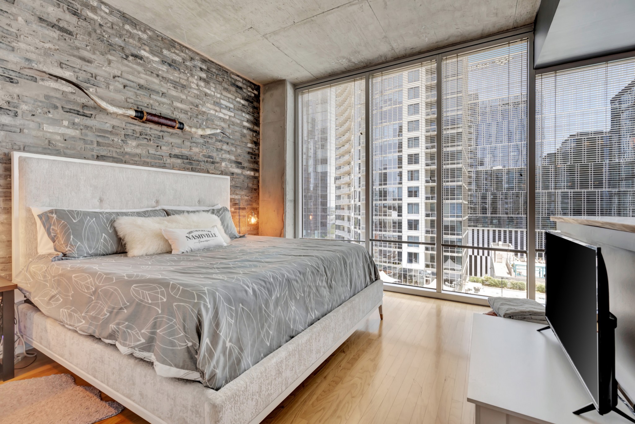 301 Demonbreun St Unit: 1309