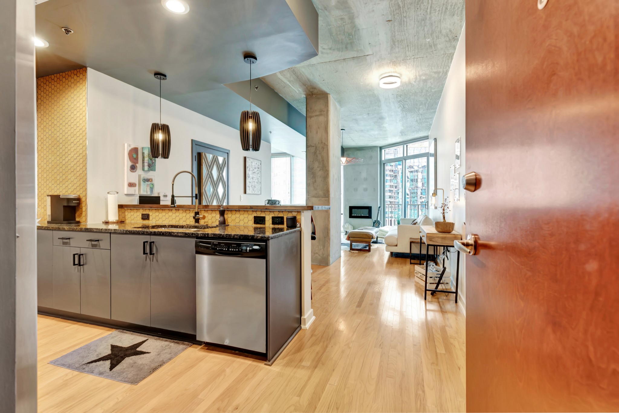 301 Demonbreun St Unit: 1309