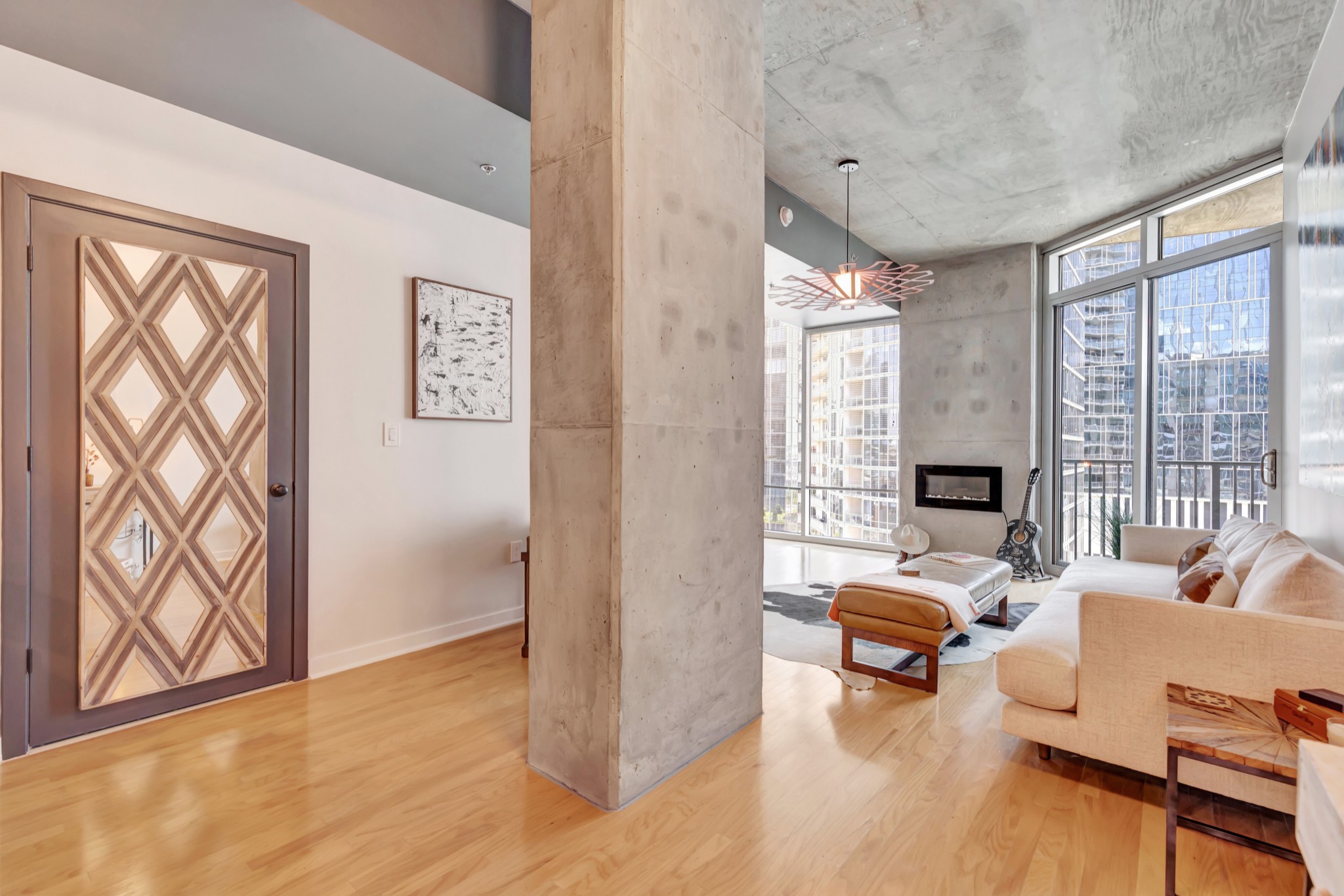 301 Demonbreun St Unit: 1309
