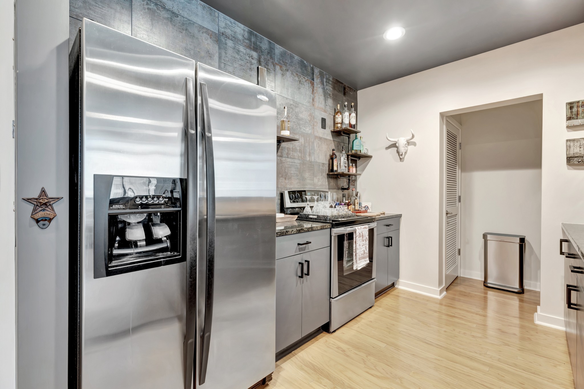 301 Demonbreun St Unit: 1309