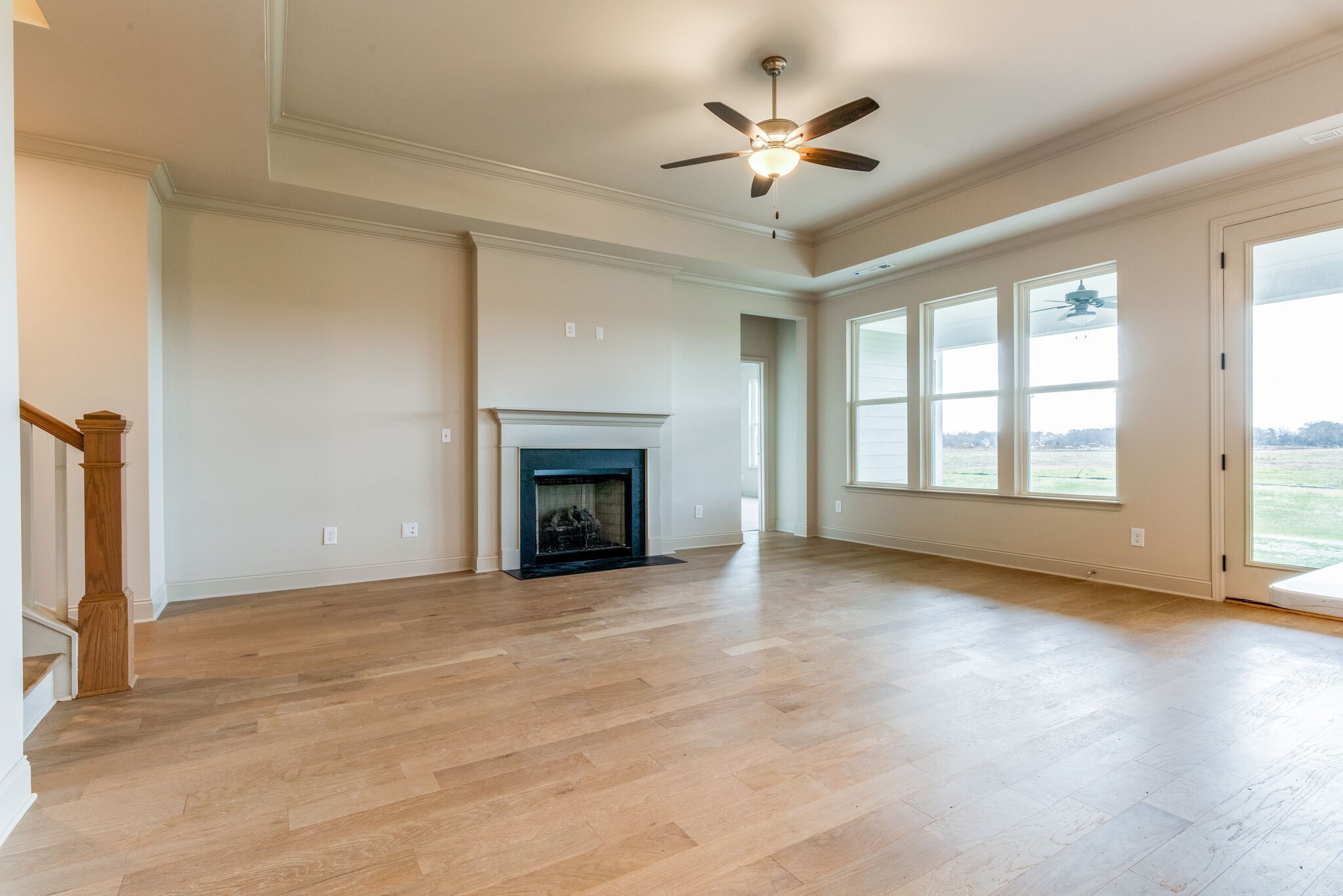 5607 Willoughby Way
