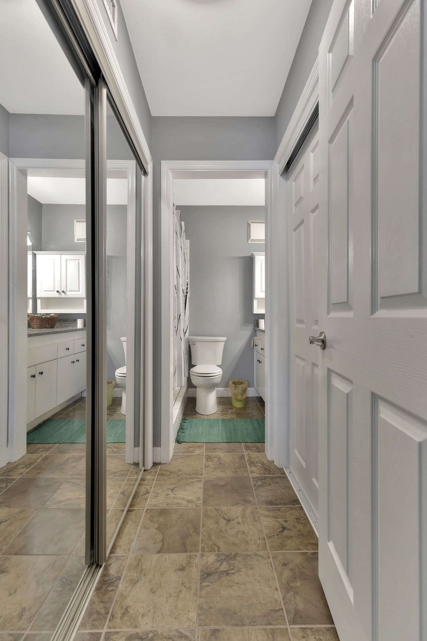 1900 Richard Jones Rd Unit: R7