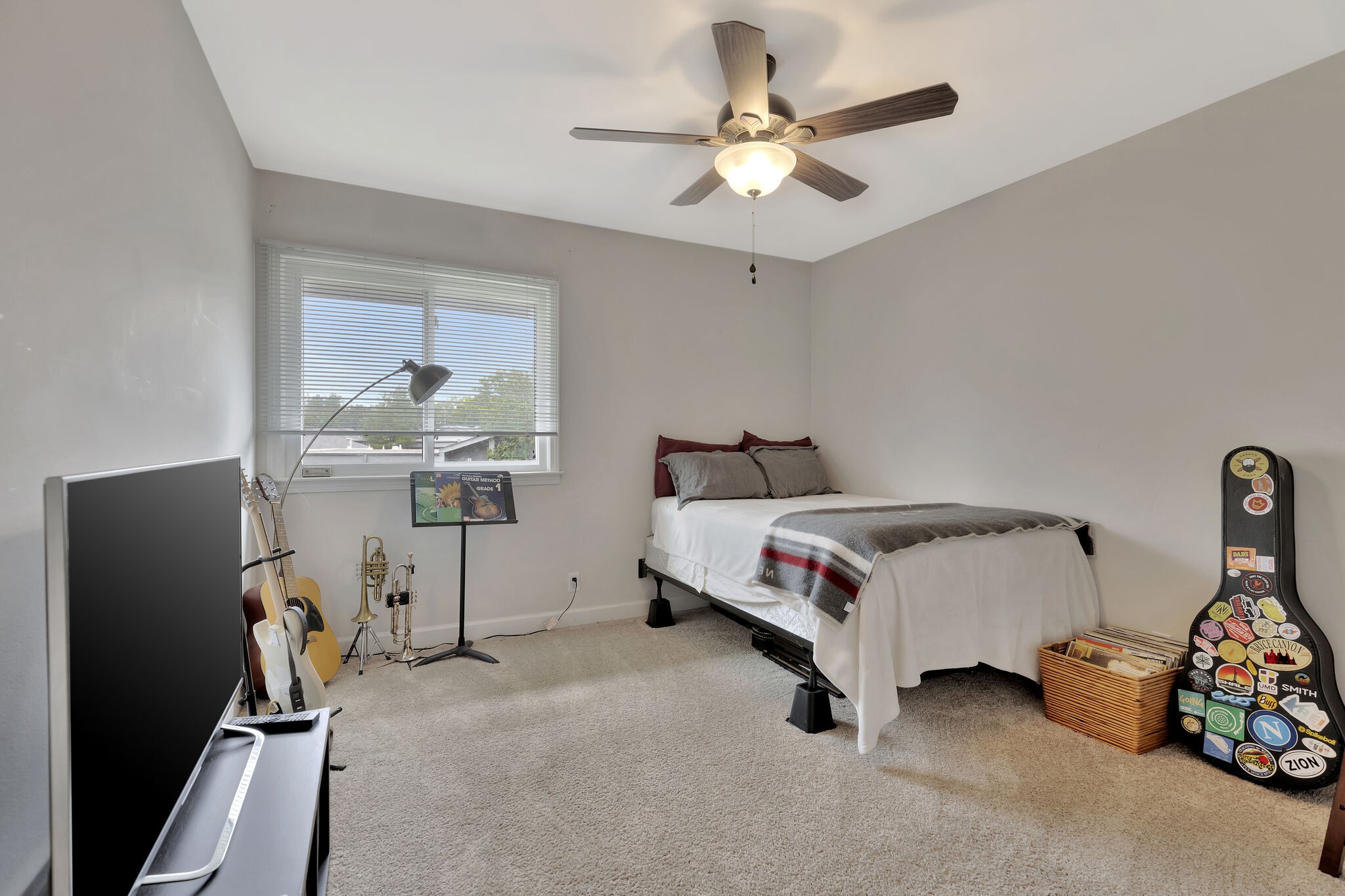 1900 Richard Jones Rd Unit: R7