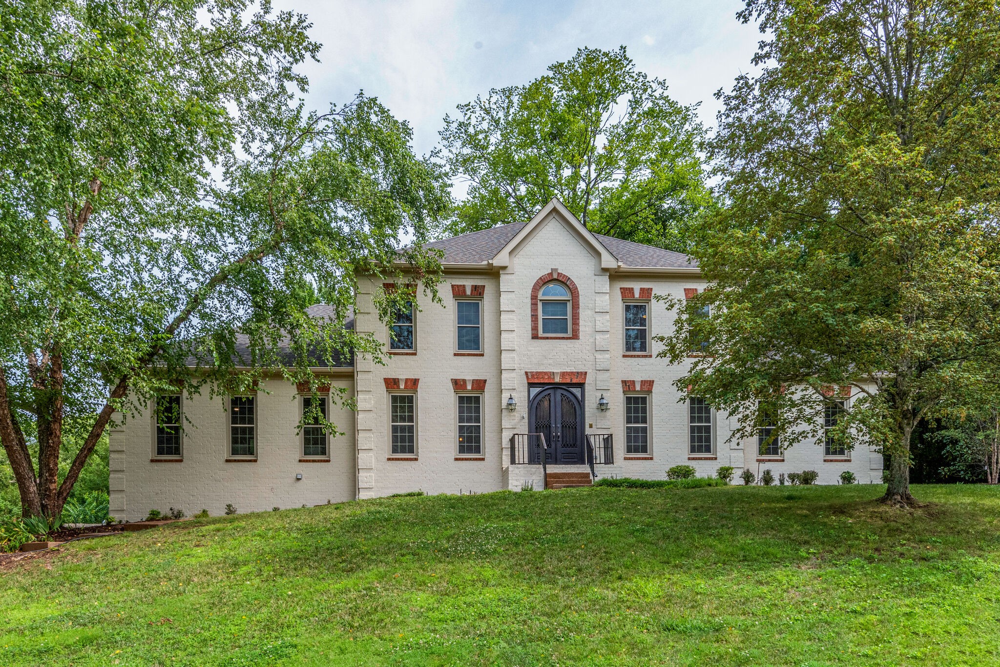 9469 Highwood Hill Rd