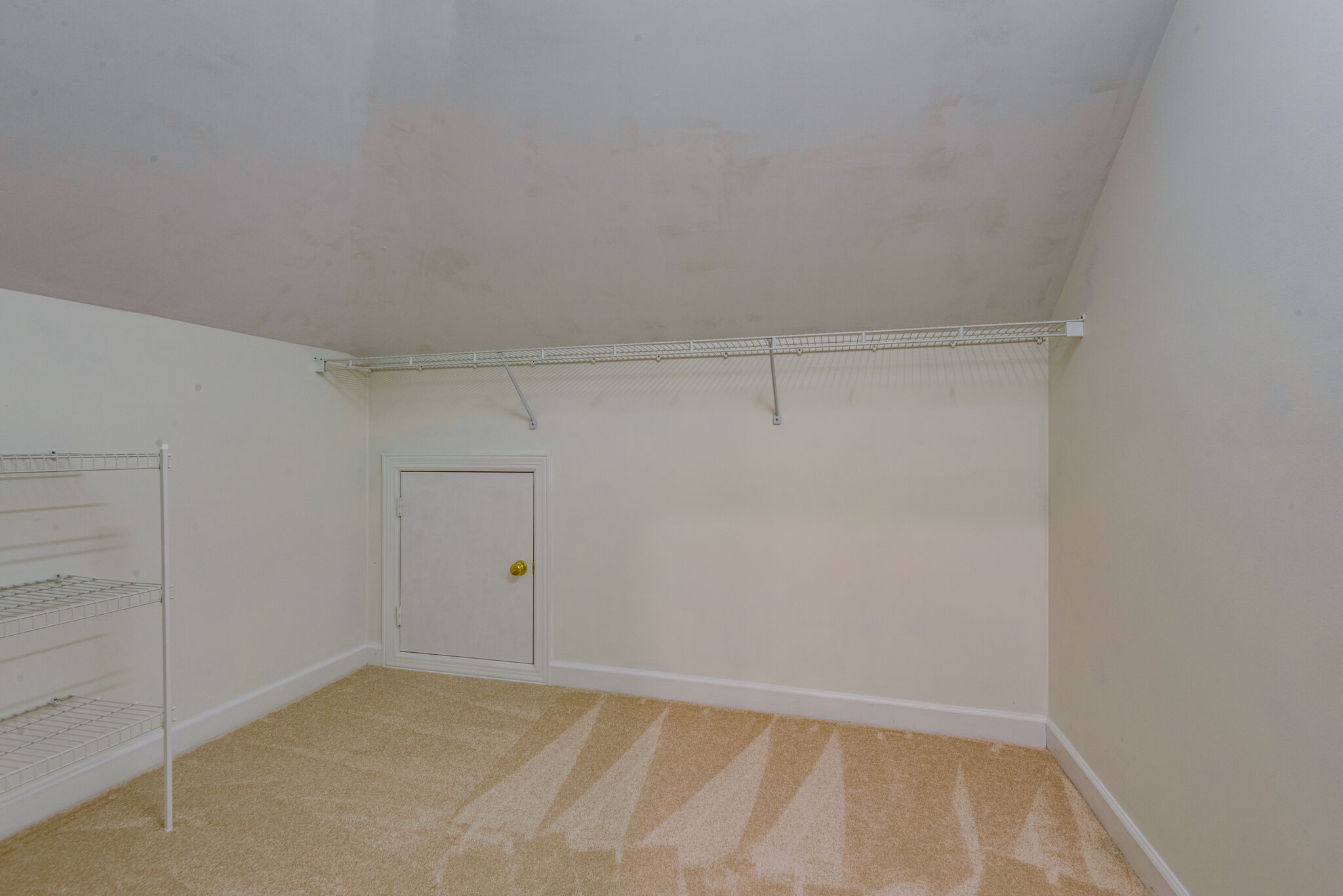 9469 Highwood Hill Rd