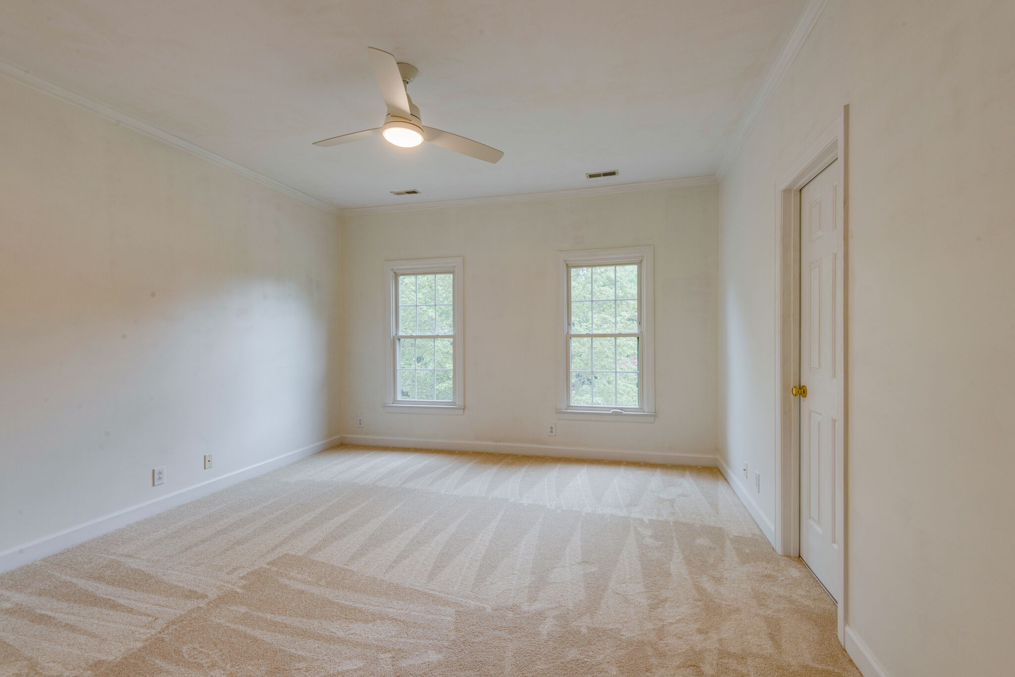 9469 Highwood Hill Rd