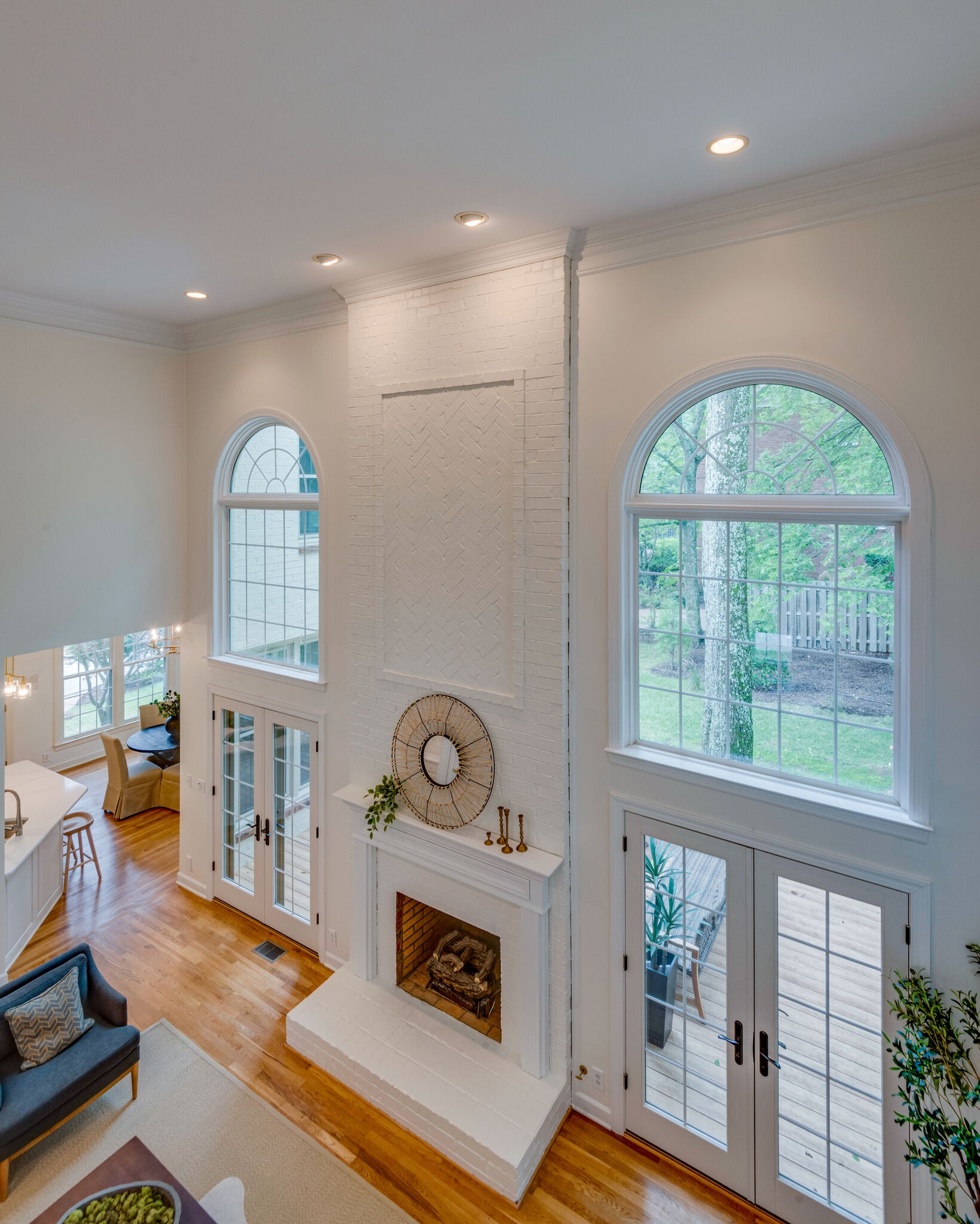 9469 Highwood Hill Rd