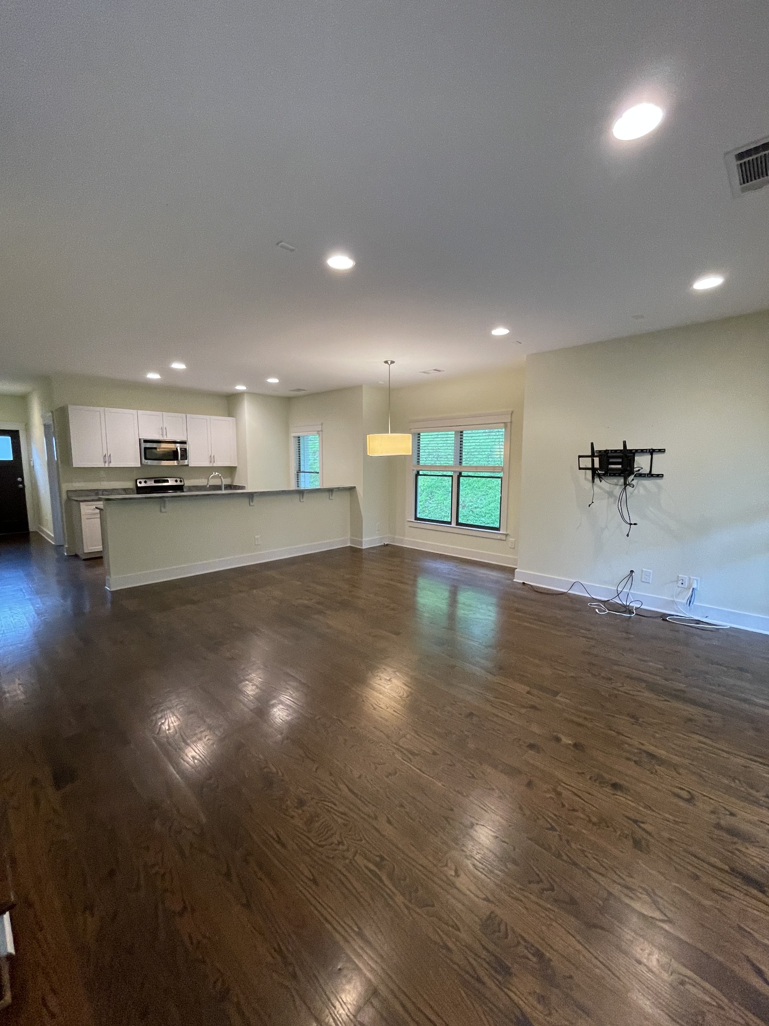 220 Copley Ln