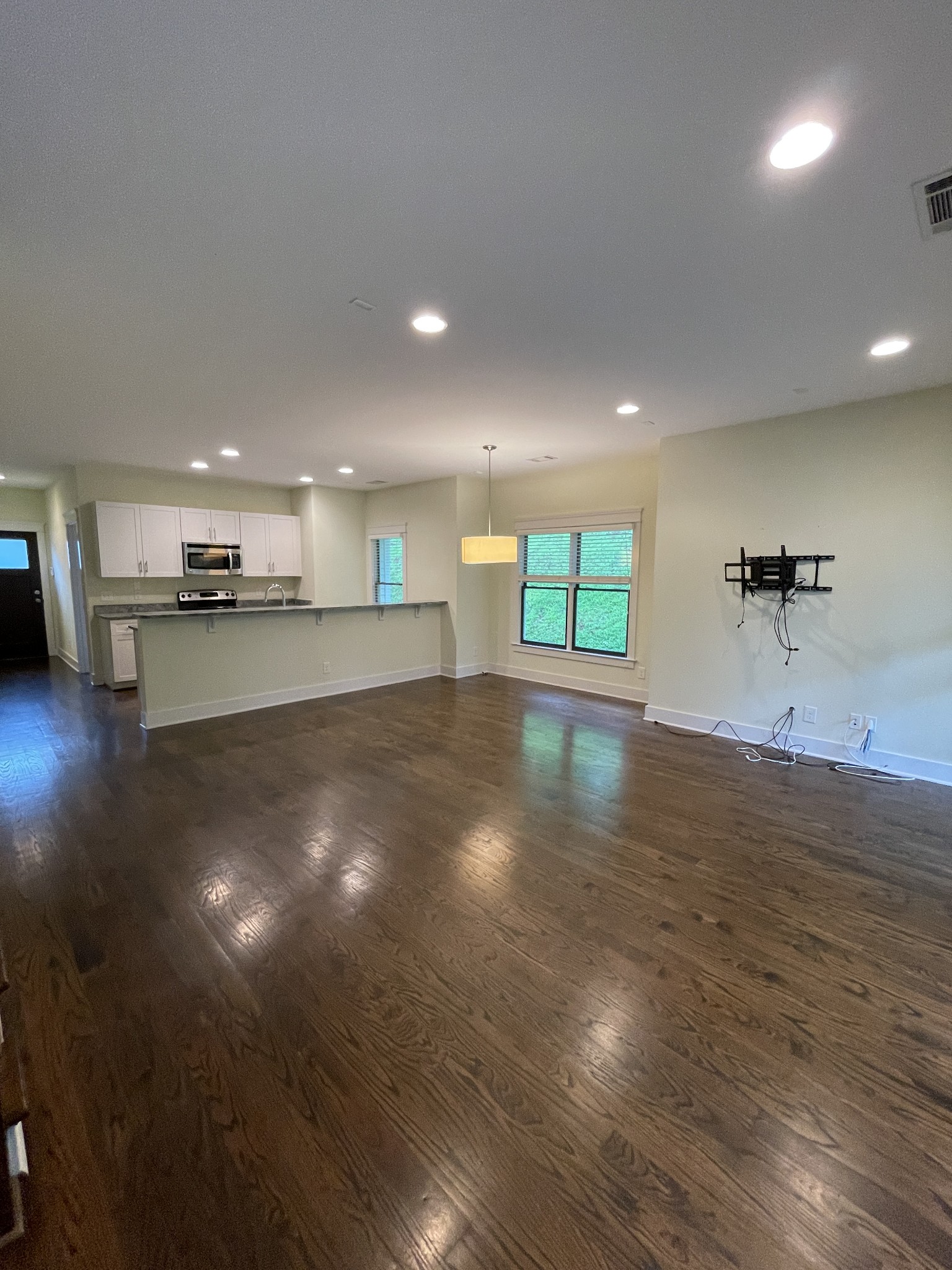 220 Copley Ln