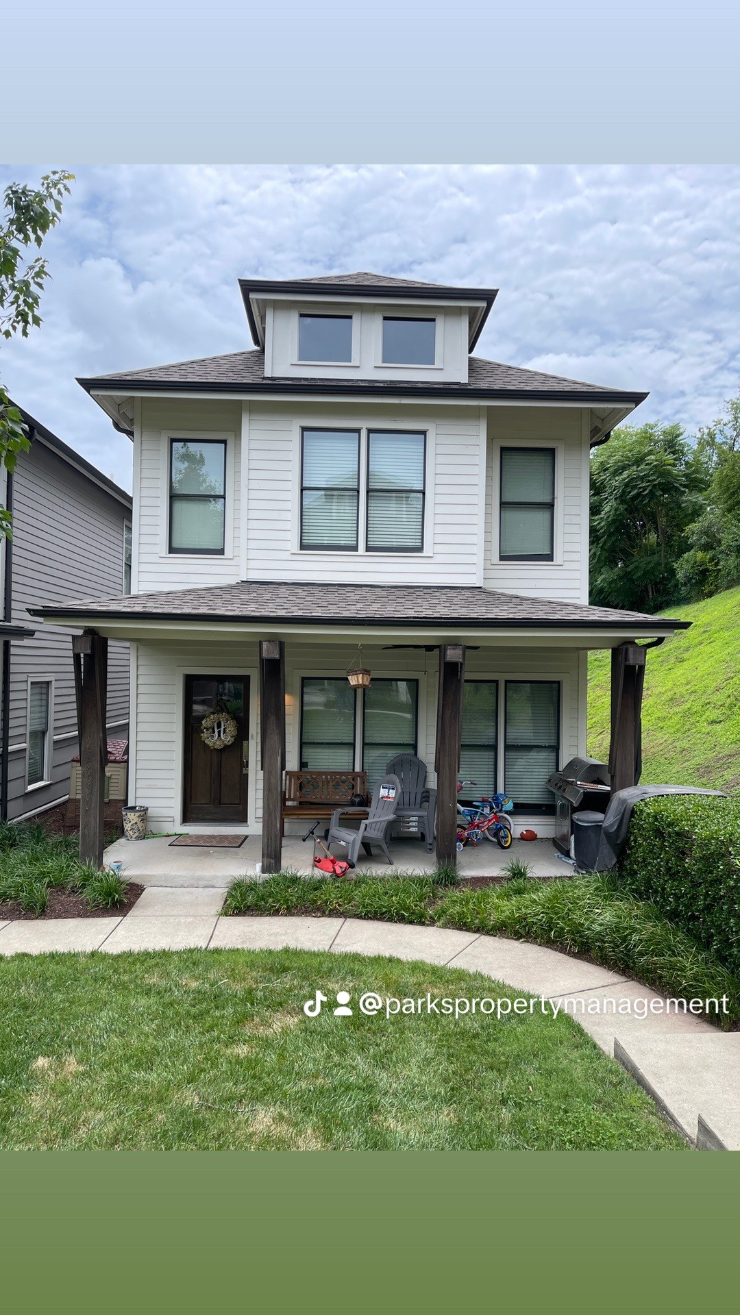 220 Copley Ln