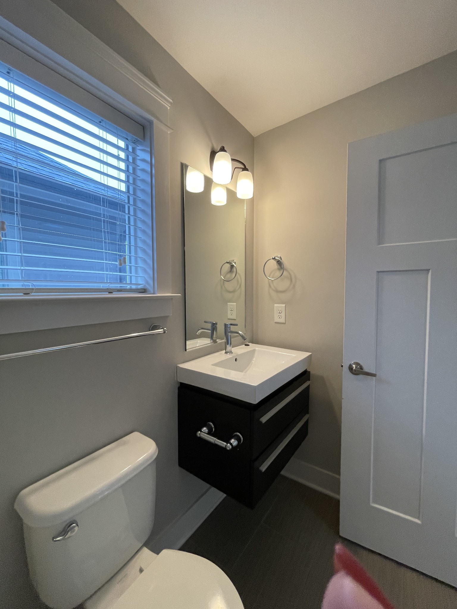 220 Copley Ln