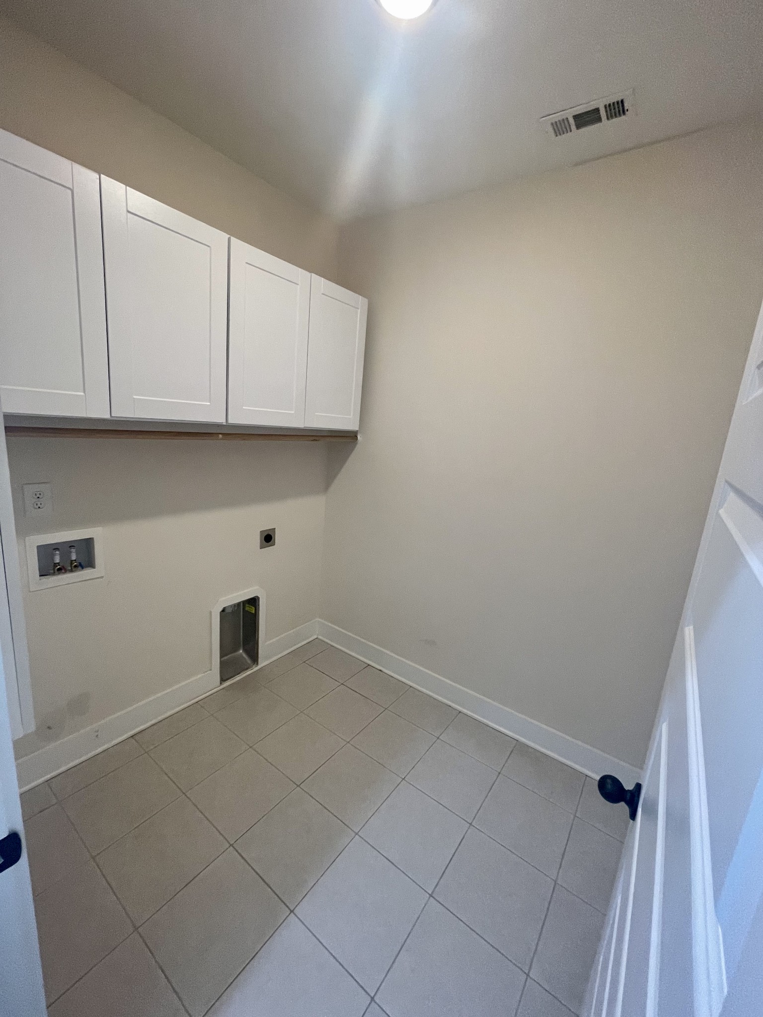 2412 Bullrush Ln