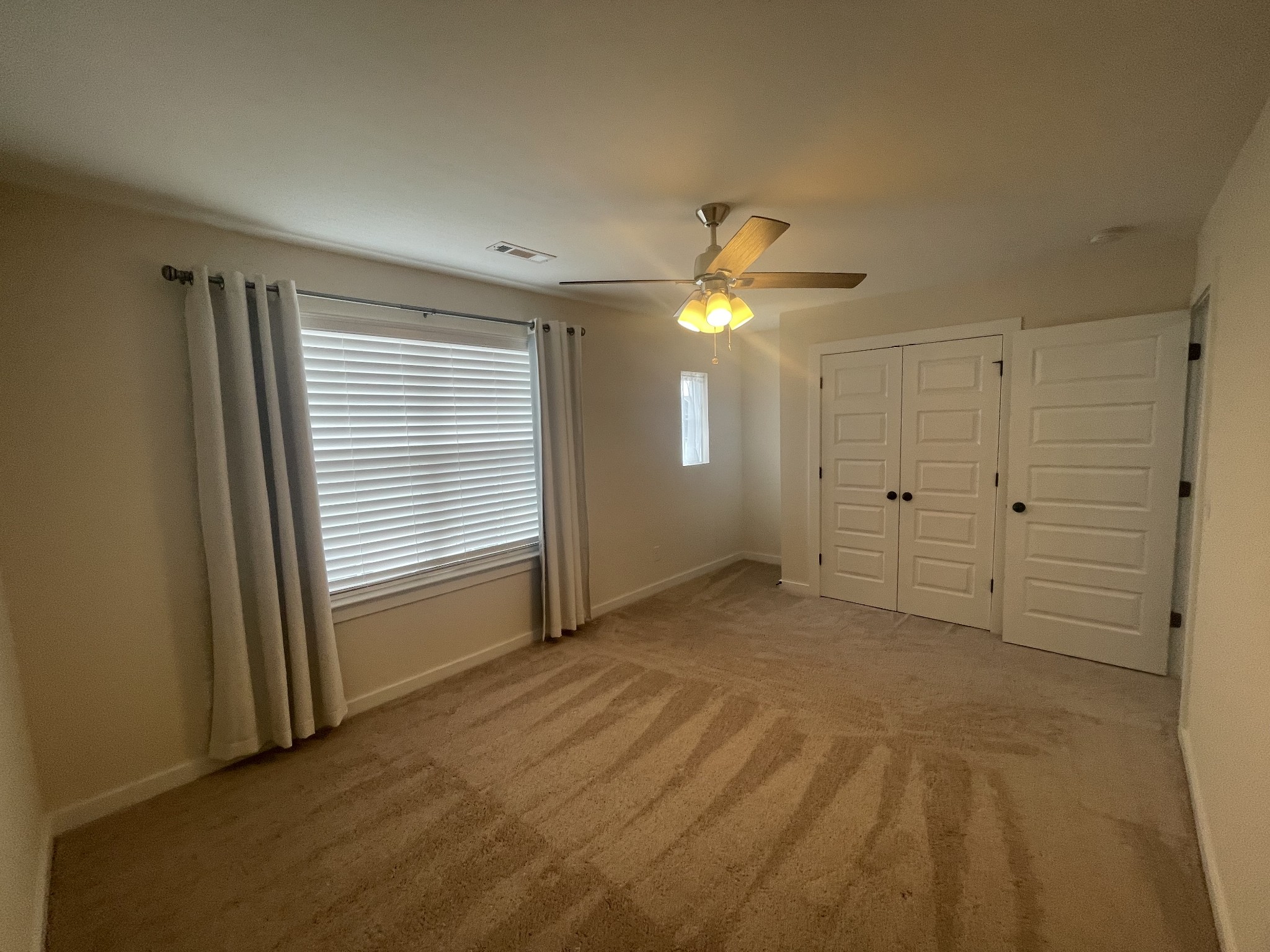 2412 Bullrush Ln